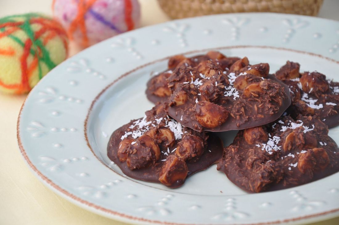 Chocolate-Macadamia Nut Clusters Sugar-Free