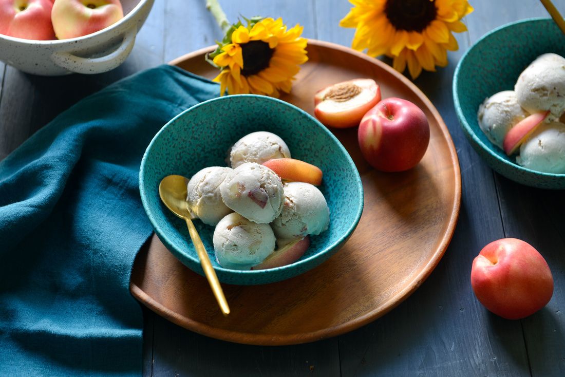 DAIRY-FREE WHITE NECTARINE ICE CREAM-3