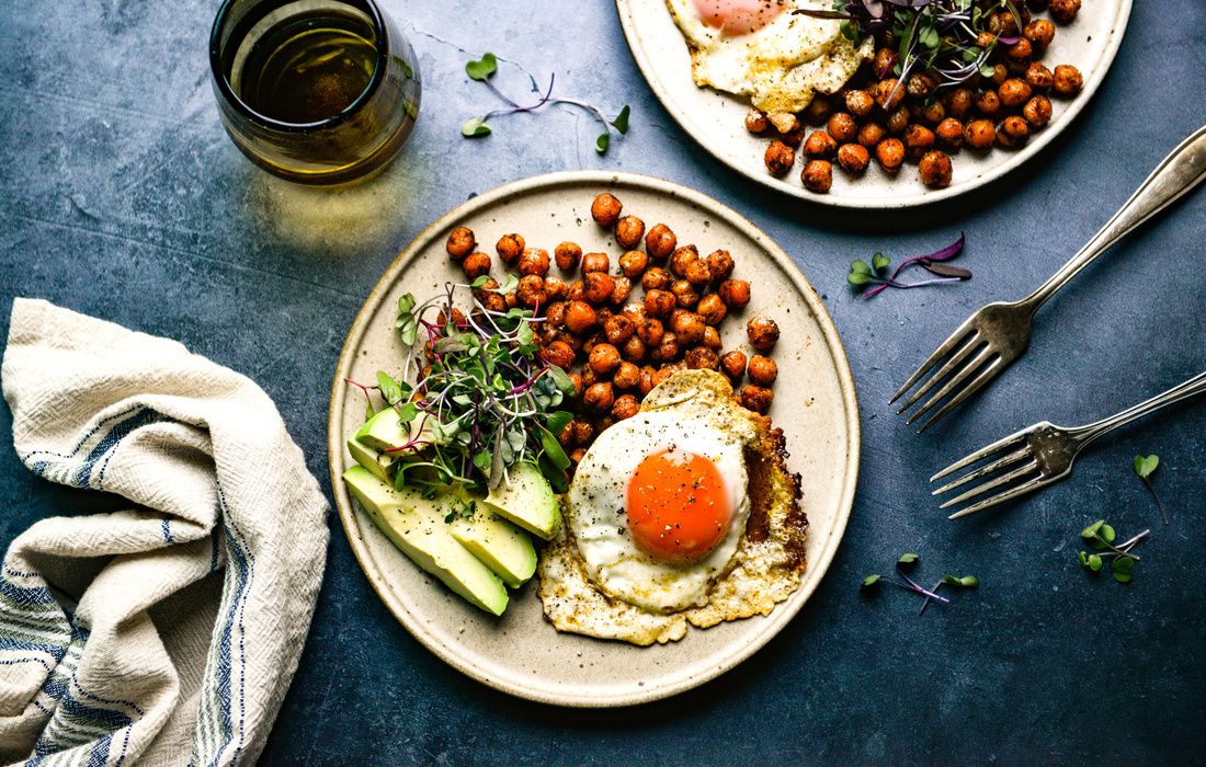 FRIED HARISSA CHICKPEAS AND EGGS-1