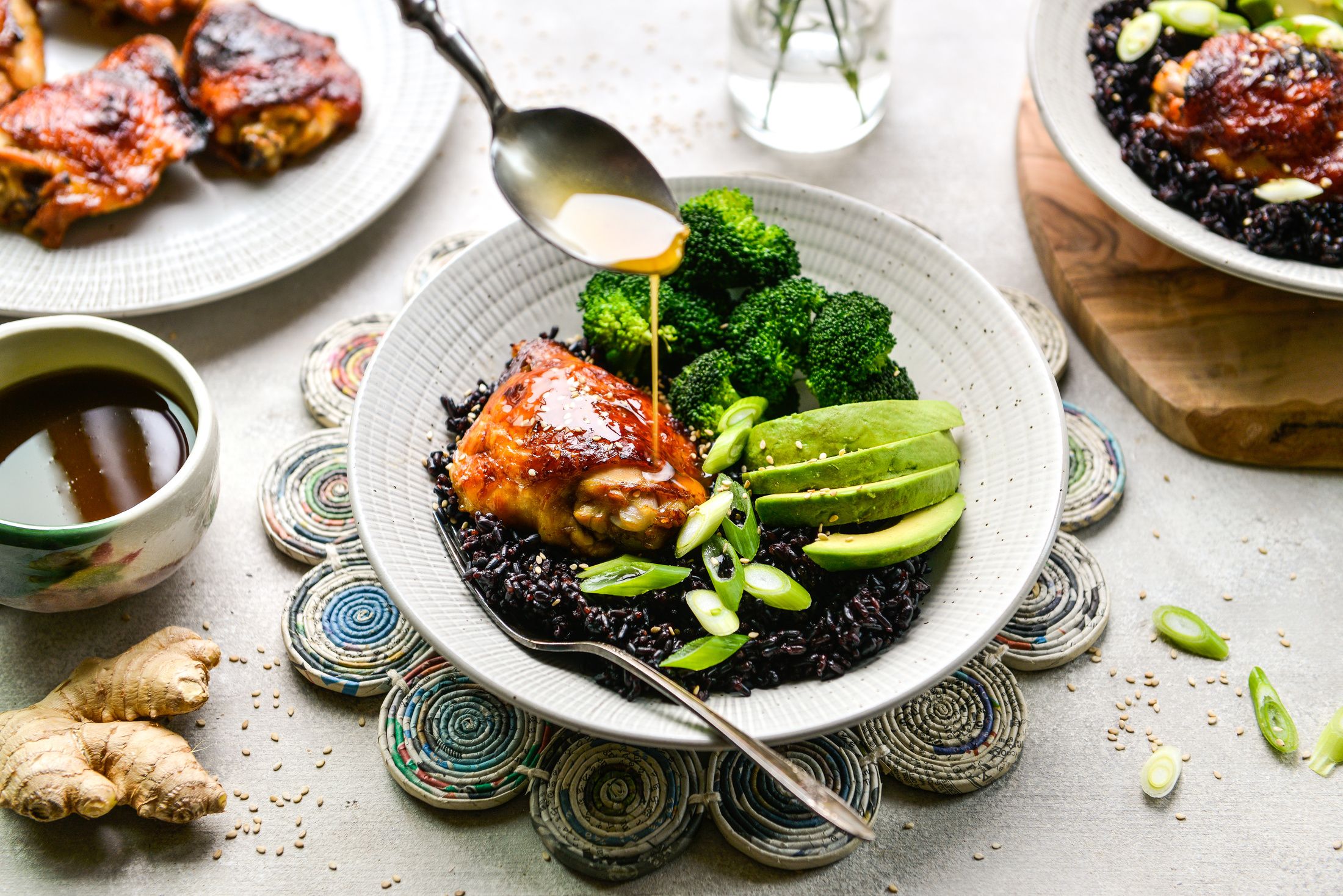 BLACK RICE-ROASTED CHICKEN-GINGER-BROCCOLI BOWLS-2