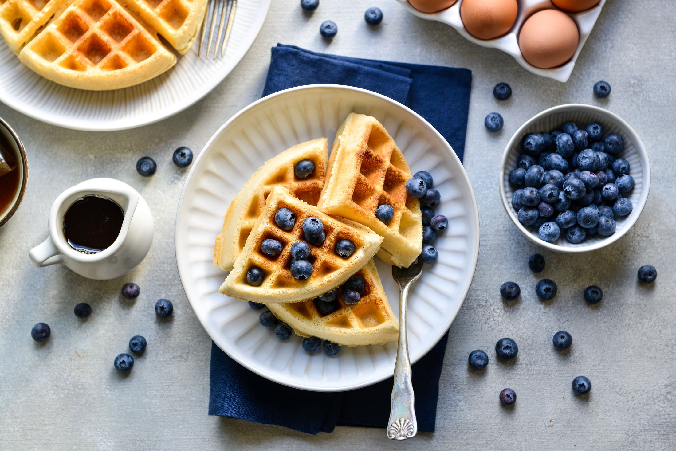 PALEO ALMOND FLOUR WAFFLES-1