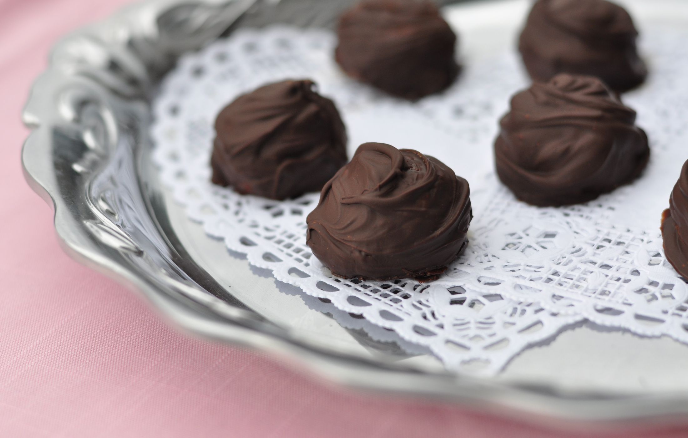 ALMOND GOJI TRUFFLES-2