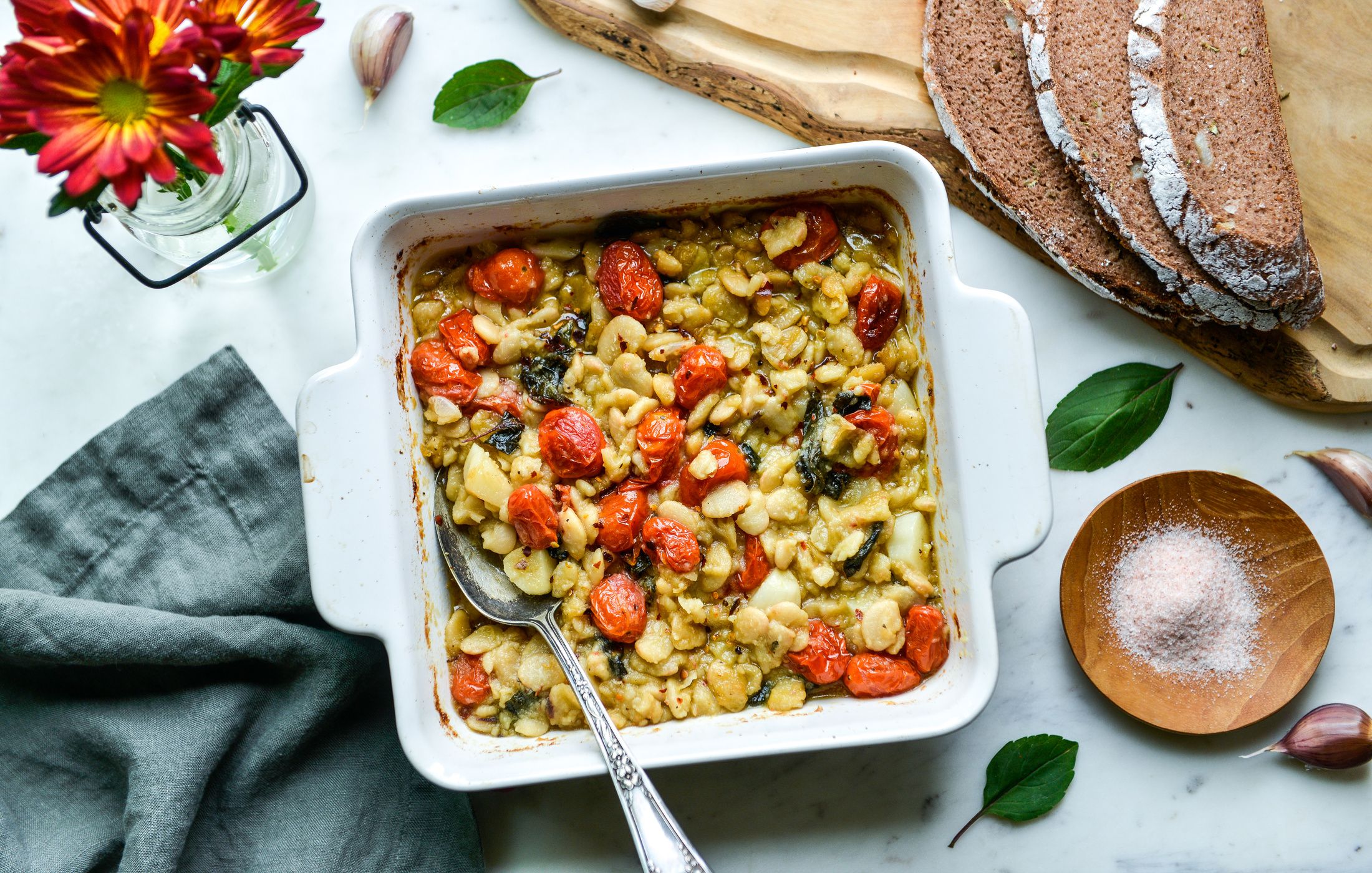 BAKED BUTTER BEANS WITH BASIL AND GARLIC-3