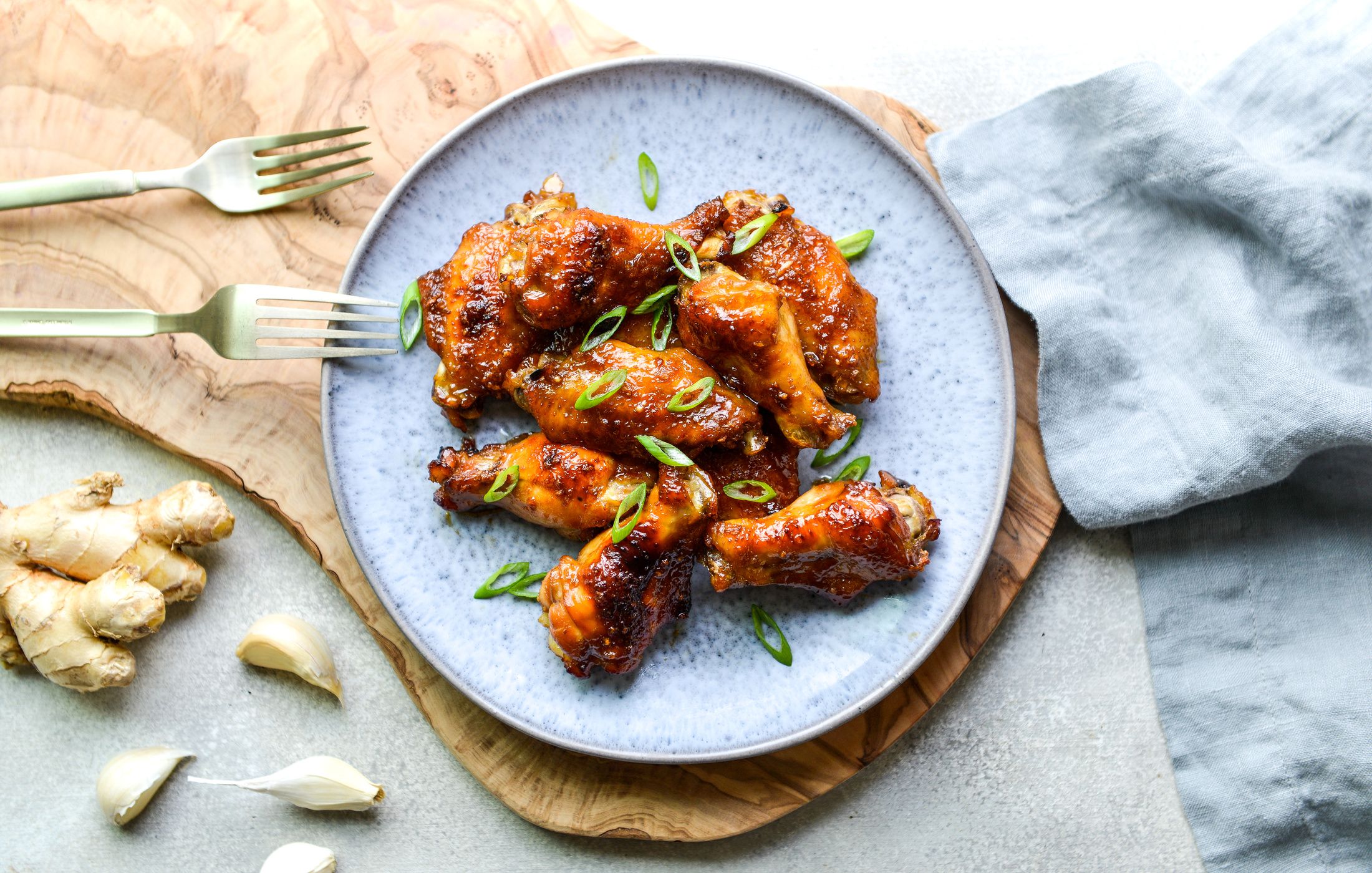 BAKED GARLIC-GINGER CHICKEN WINGS-1