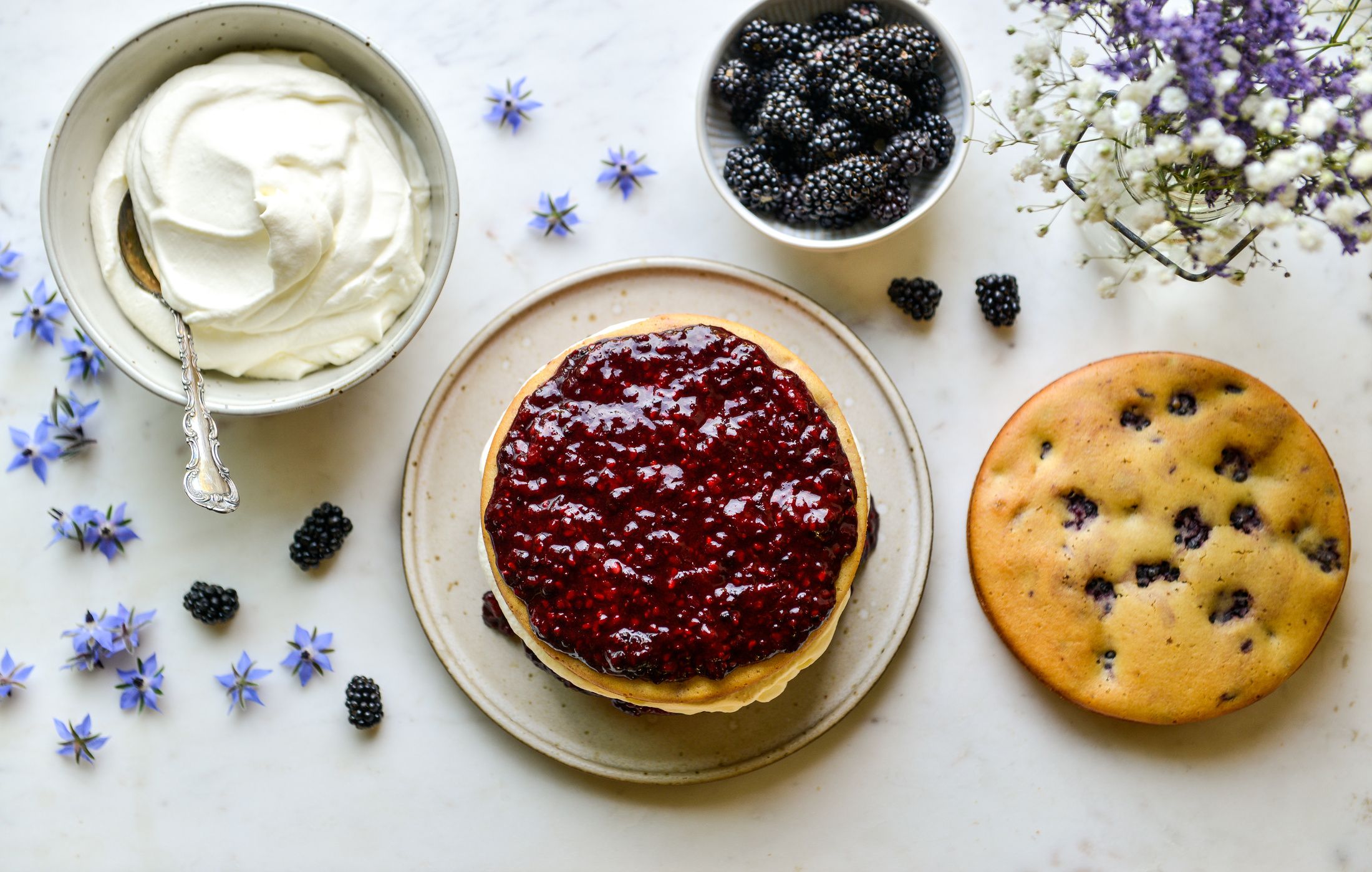 BLACKBERRY-VANILLA-GLUTEN-FREE-CAKE-2