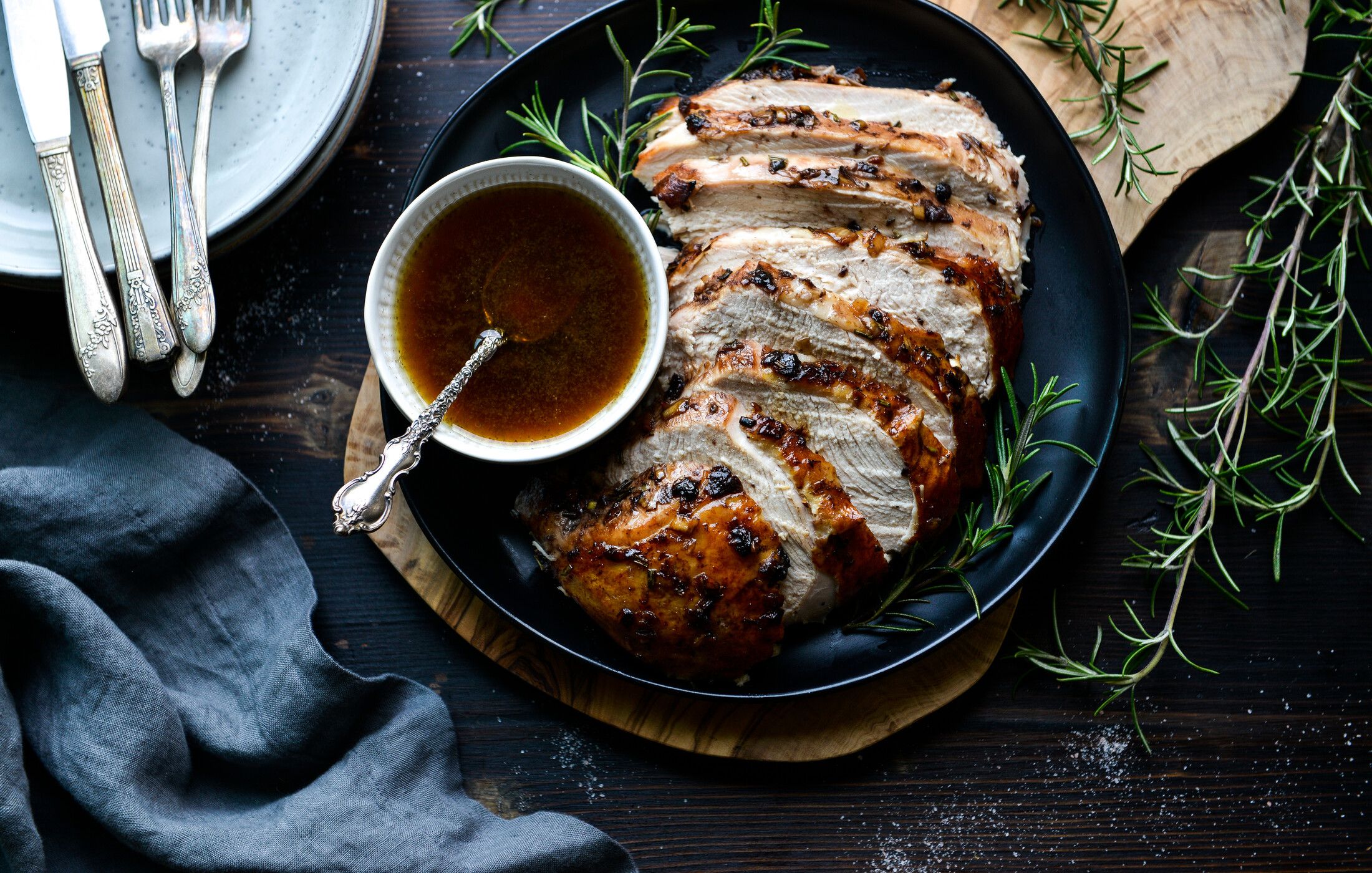 BLUEBERRY BALSAMIC ROASTED TURKEY BREAST-4