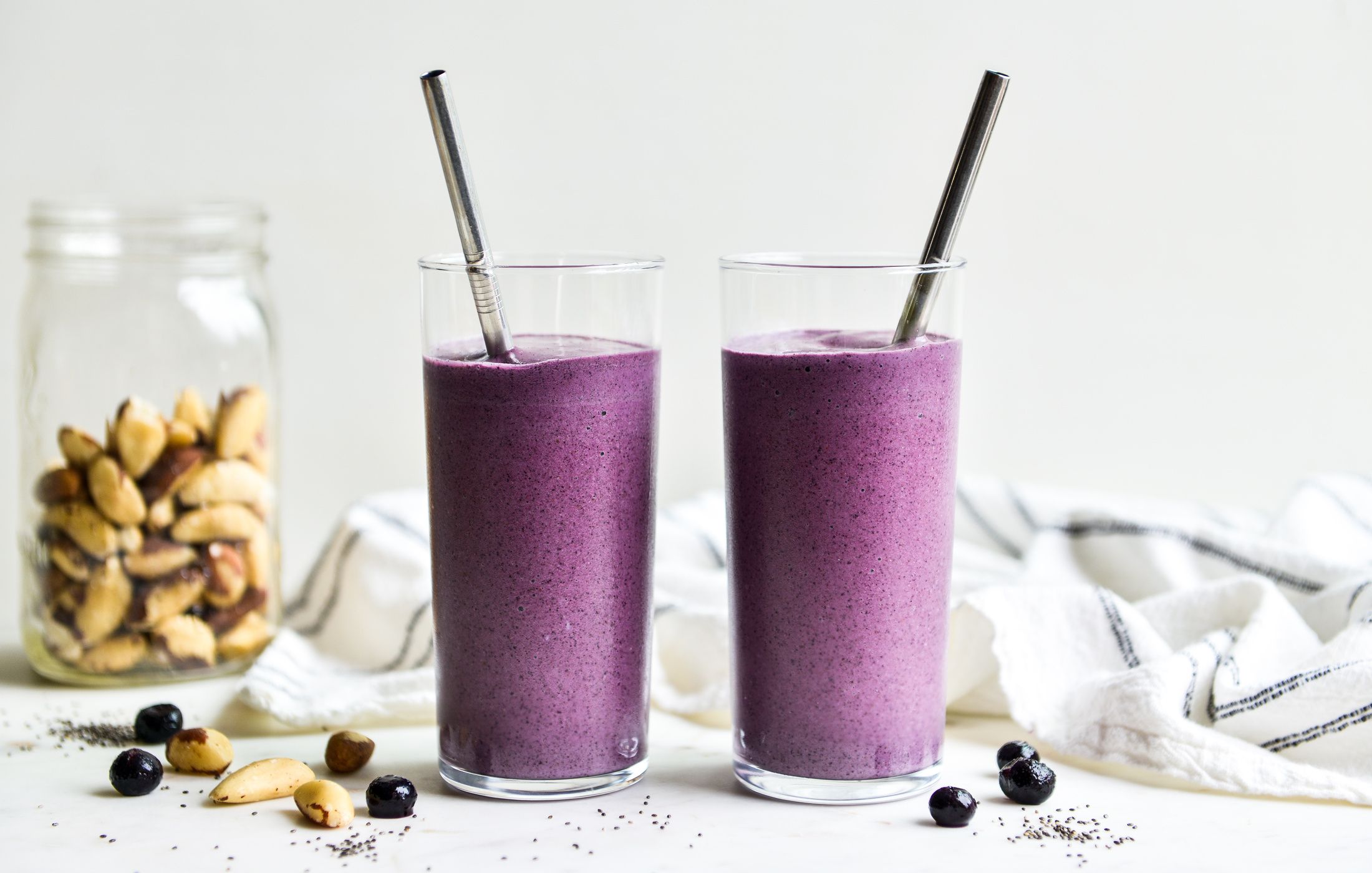 BLUEBERRY BRAZIL NUT SMOOTHIE-1