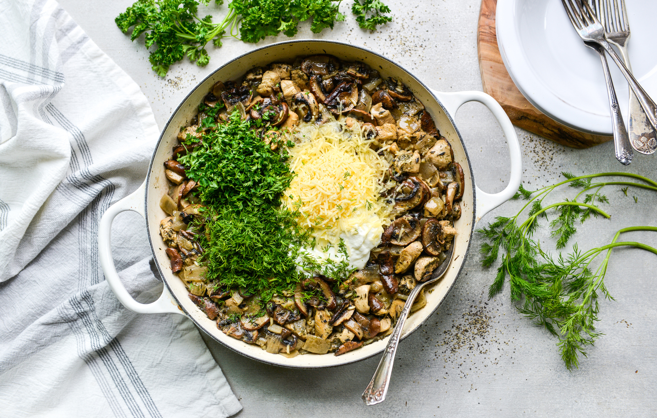 CREAMY MUSHROOM CHICKEN RICE STOVETOP CASSEROLE-1