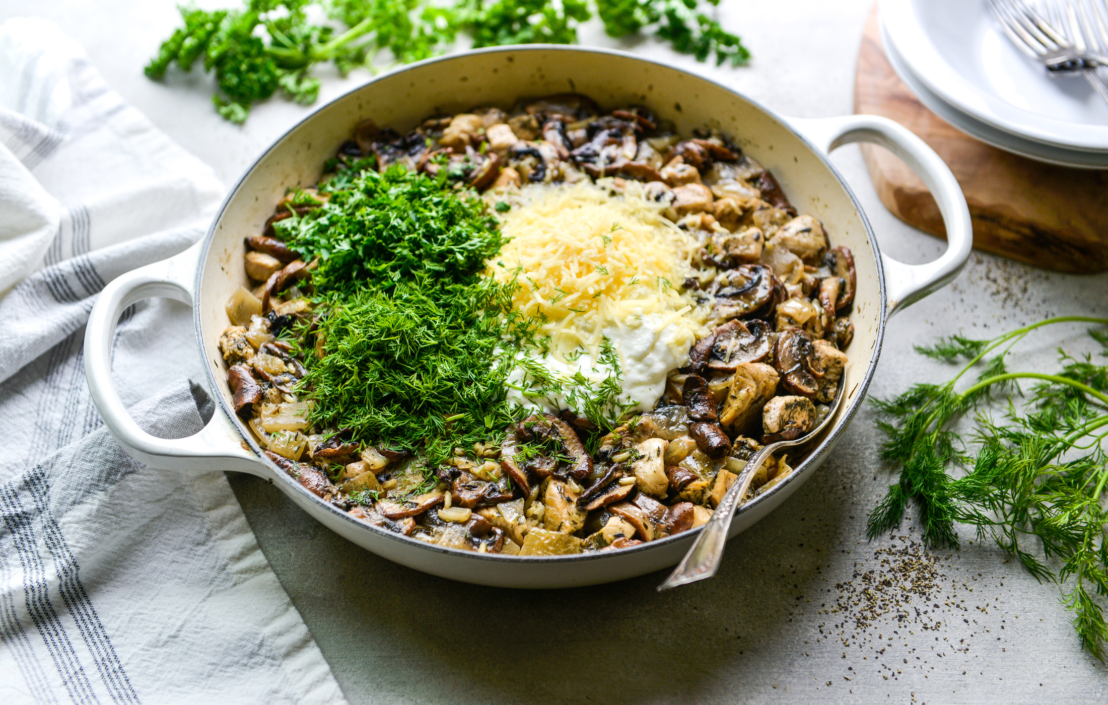 CREAMY MUSHROOM CHICKEN RICE STOVETOP CASSEROLE-2