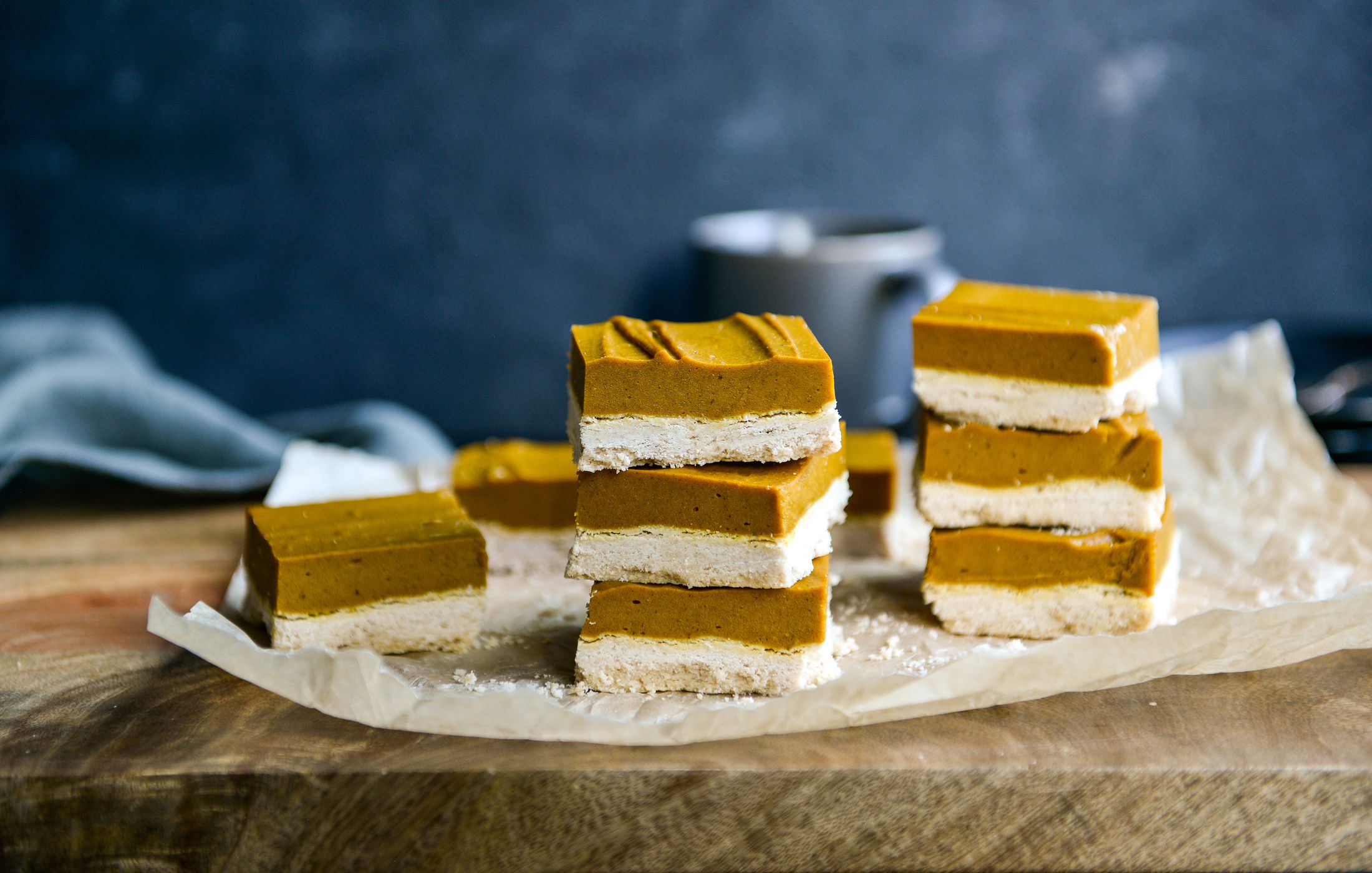 ELIMINATION DIET PUMPKIN PIE BARS-2