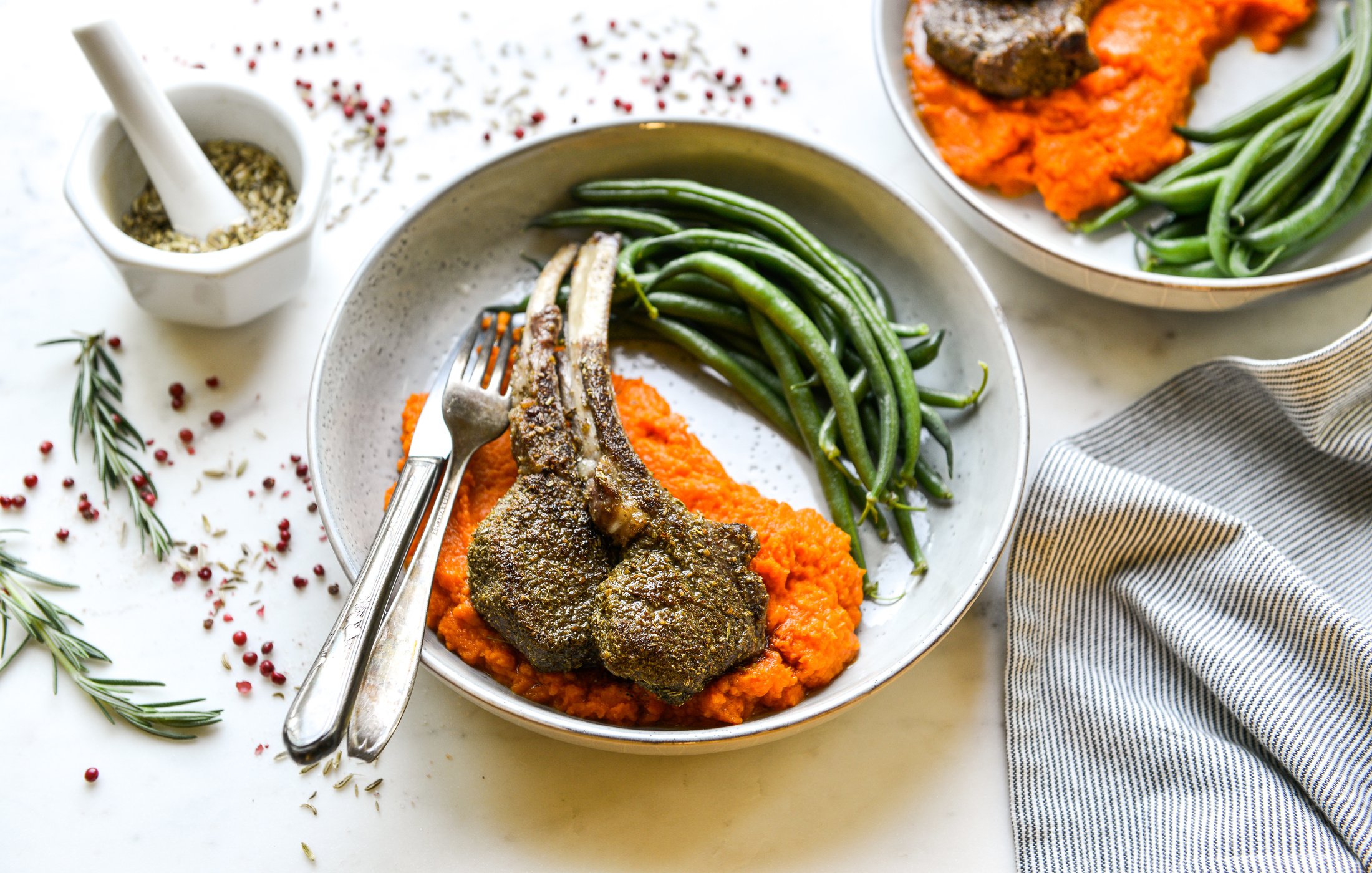 FENNEL-ROSEMARY CRUSTED LAMB CHOPS-2