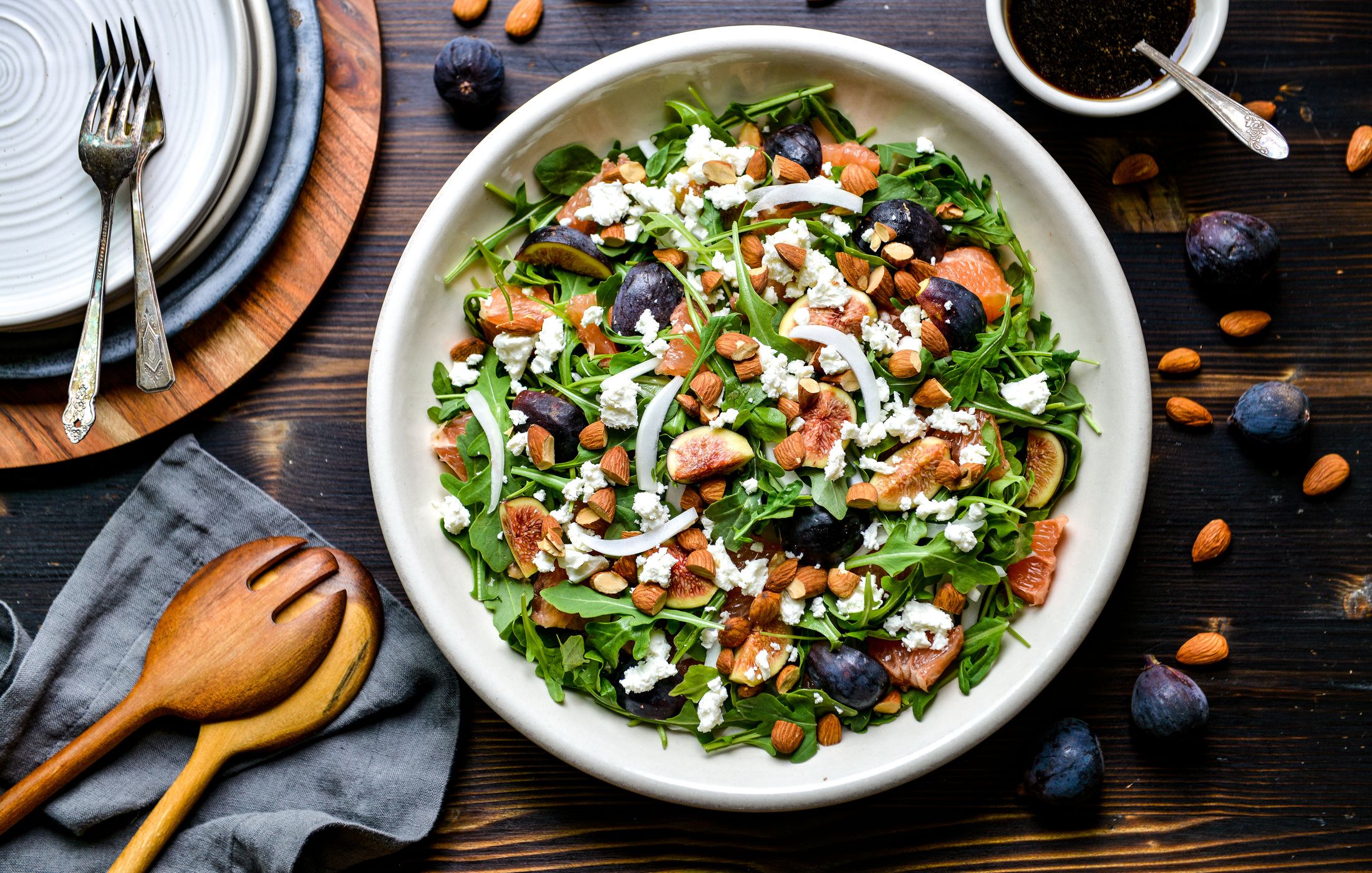 FIG-GRAPEFRUIT-GOAT CHEESE-ARUGULA-BALSAMIC SALAD-2