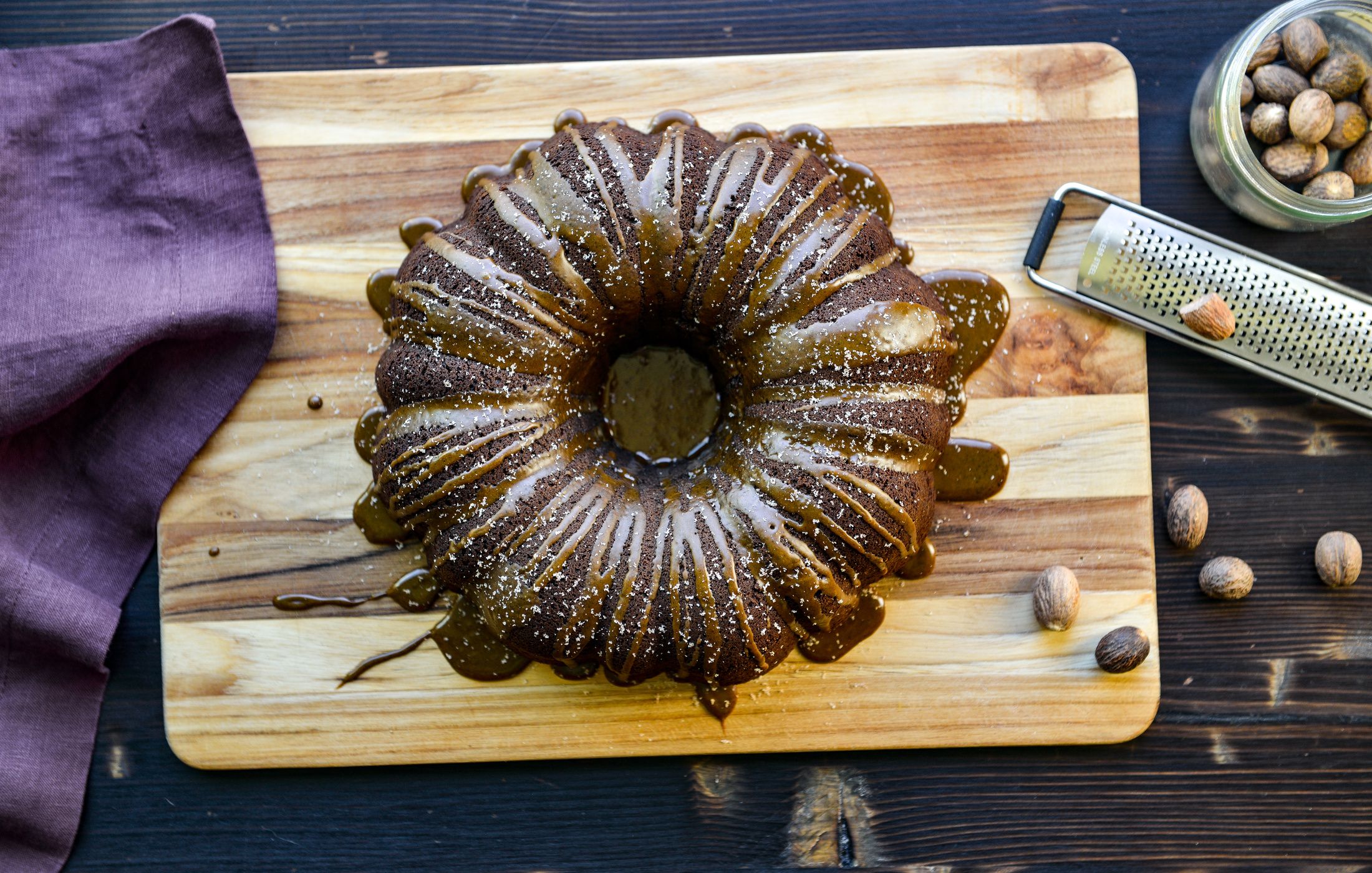 GLUTEN-FREE DAIRY-FREE GINGERBREAD BUNDT CAKE-4