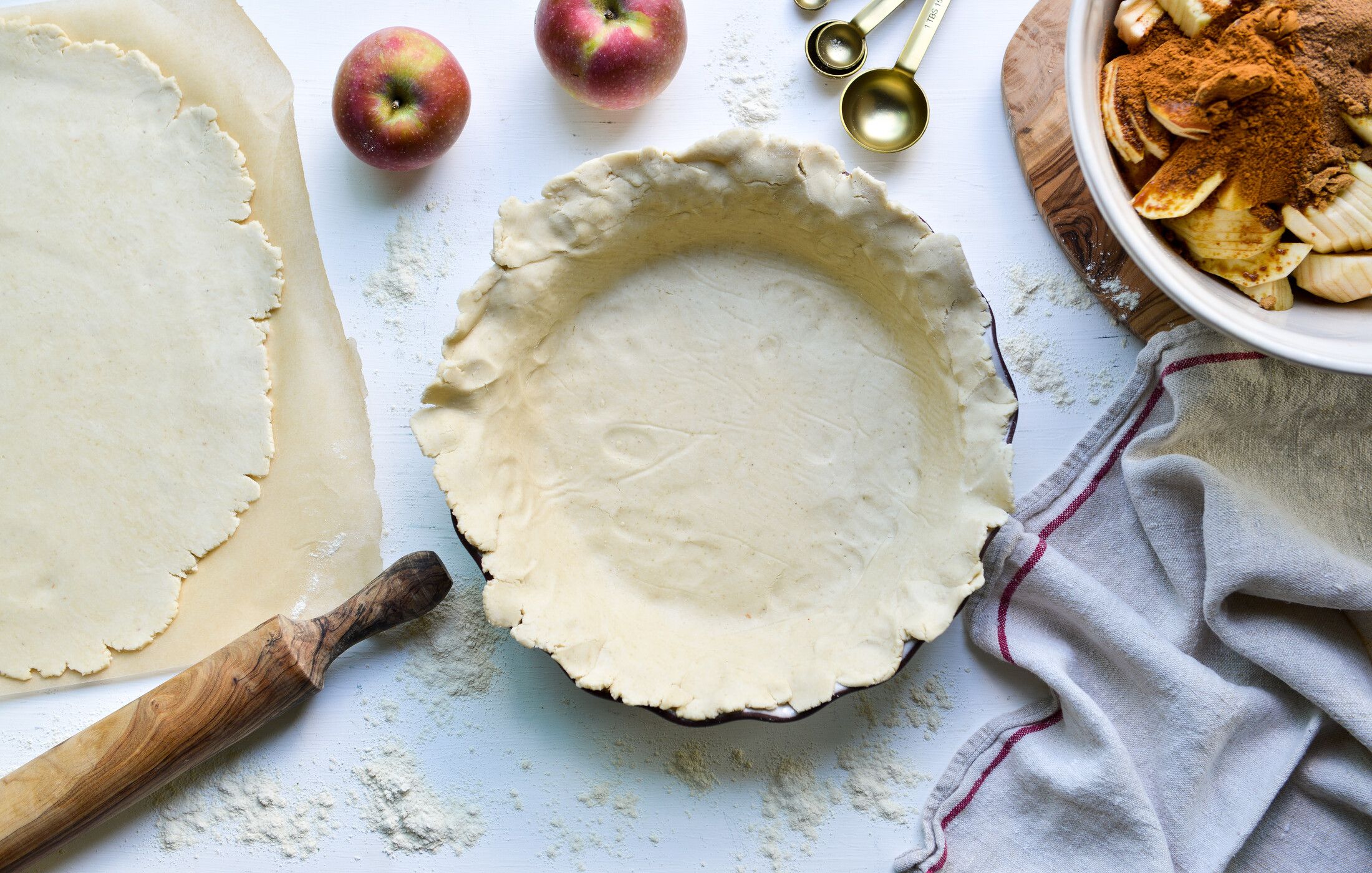 GLUTEN-FREE VEGAN DEEP DISH APPLE PIE-1