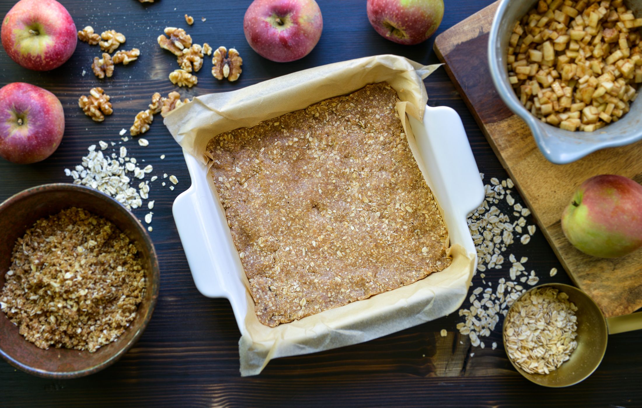 HEALTHY GLUTEN-FREE APPLE PIE BARS-2