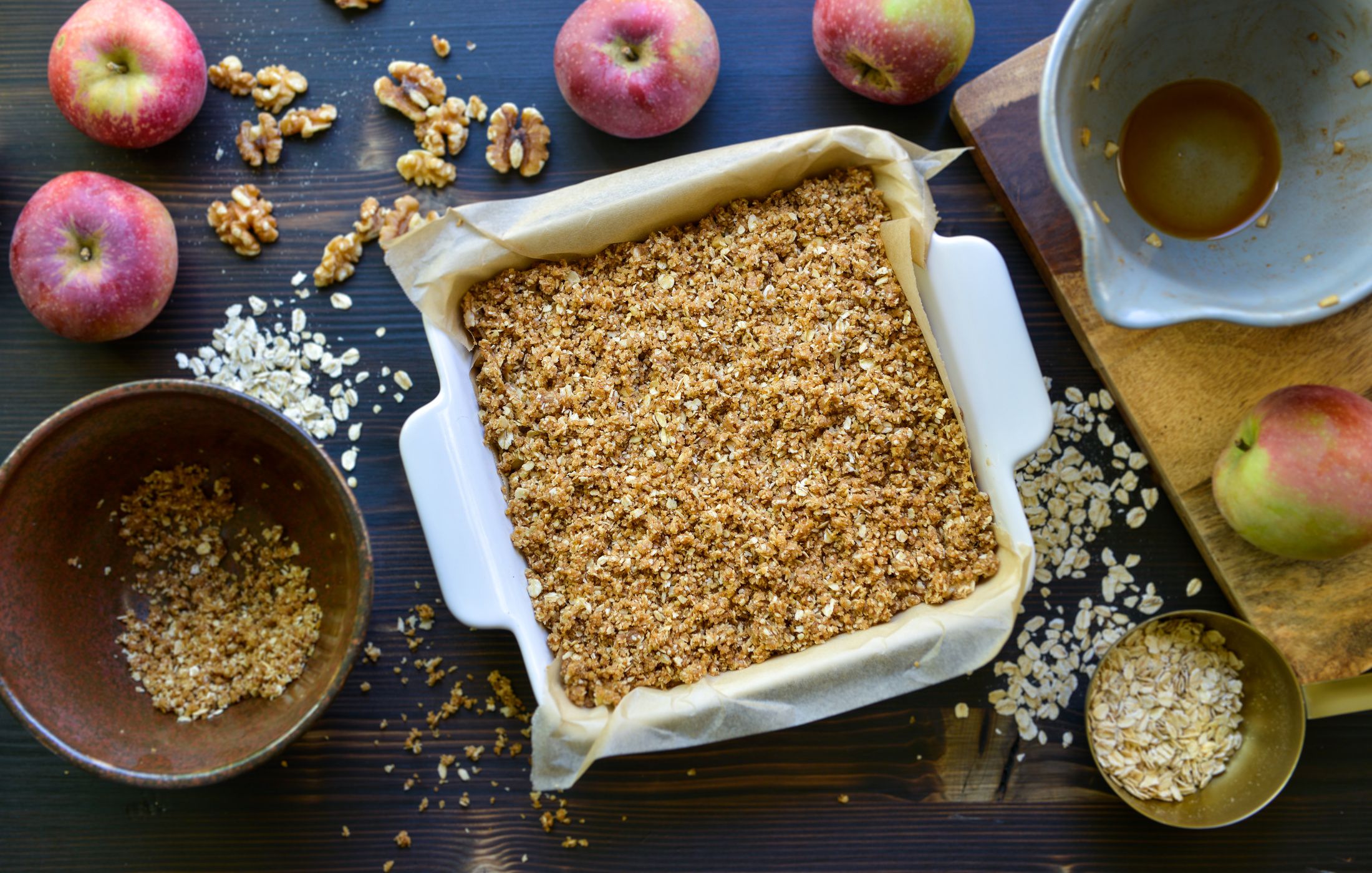 HEALTHY GLUTEN-FREE APPLE PIE BARS-4