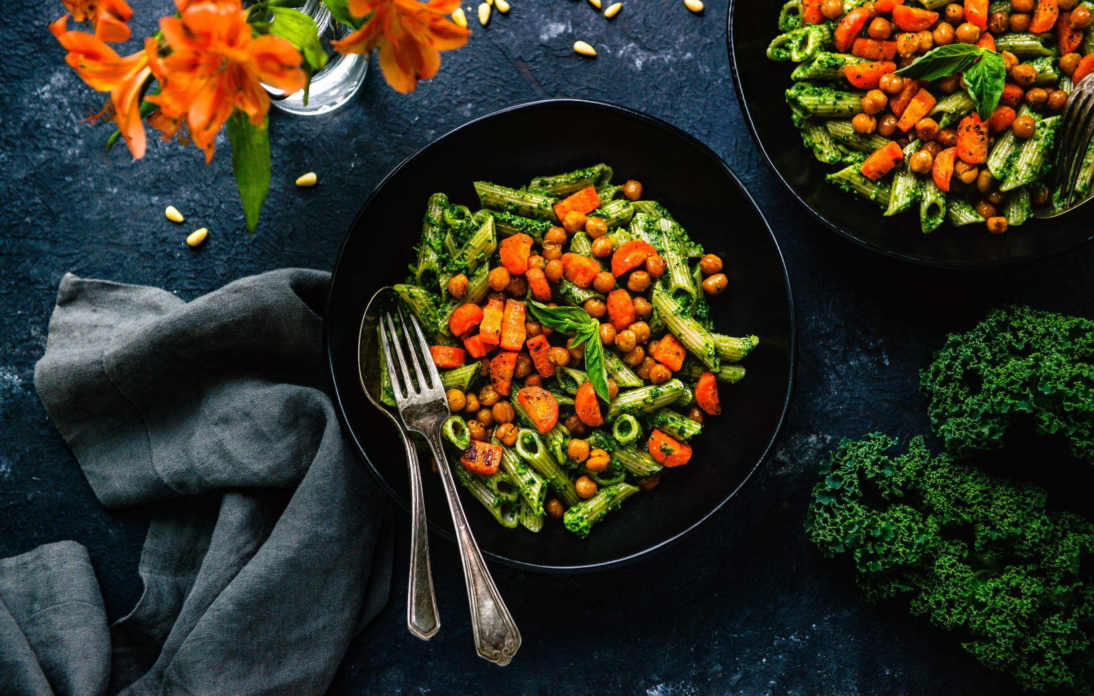 KALE PESTO PASTA ROASTED CHICKPEAS CARROTS VEGAN DAIRY-FREE GLUTEN-FREE-1