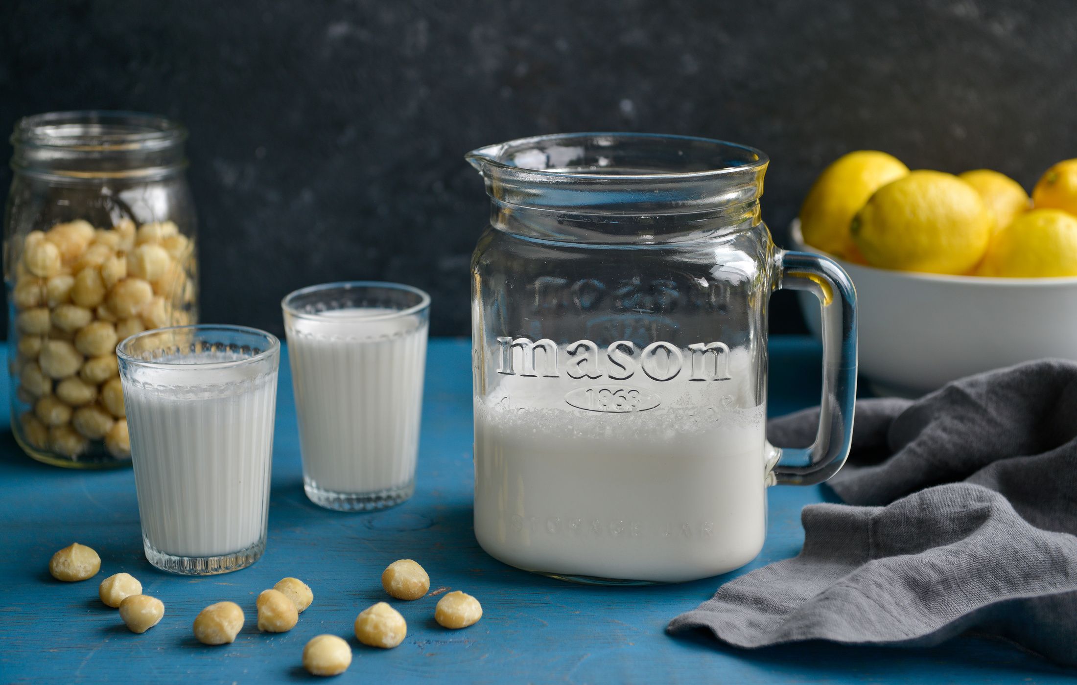 MACADAMIA NUT MILK-1