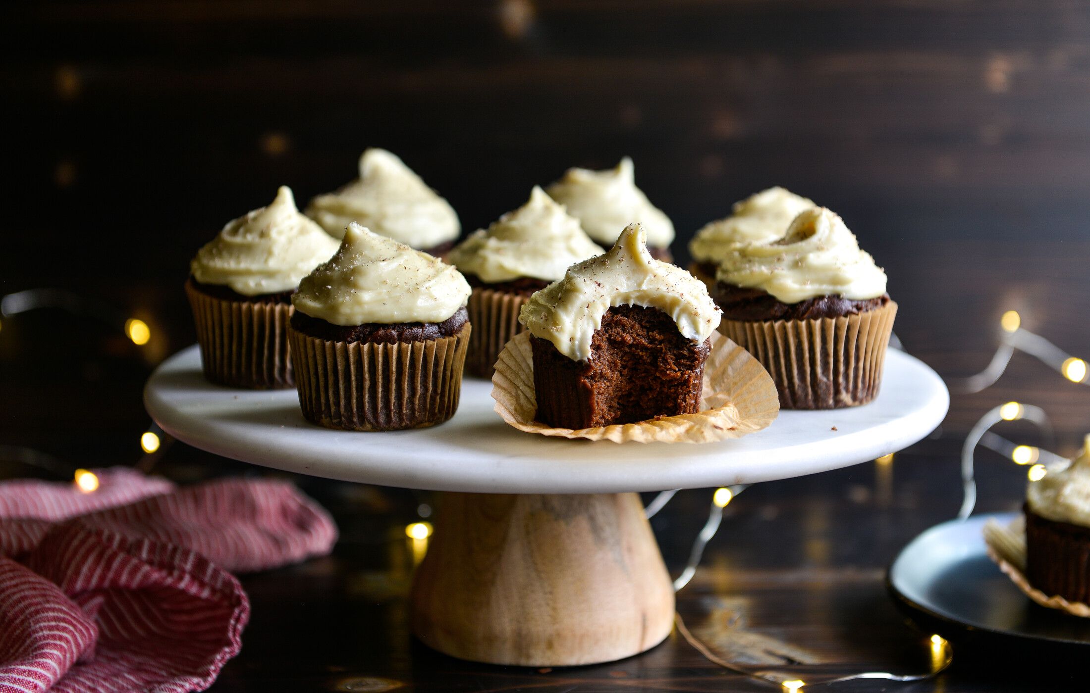 GLUTEN-FREE EGG-FREE MOLASSES SPICE CUPCAKES-2