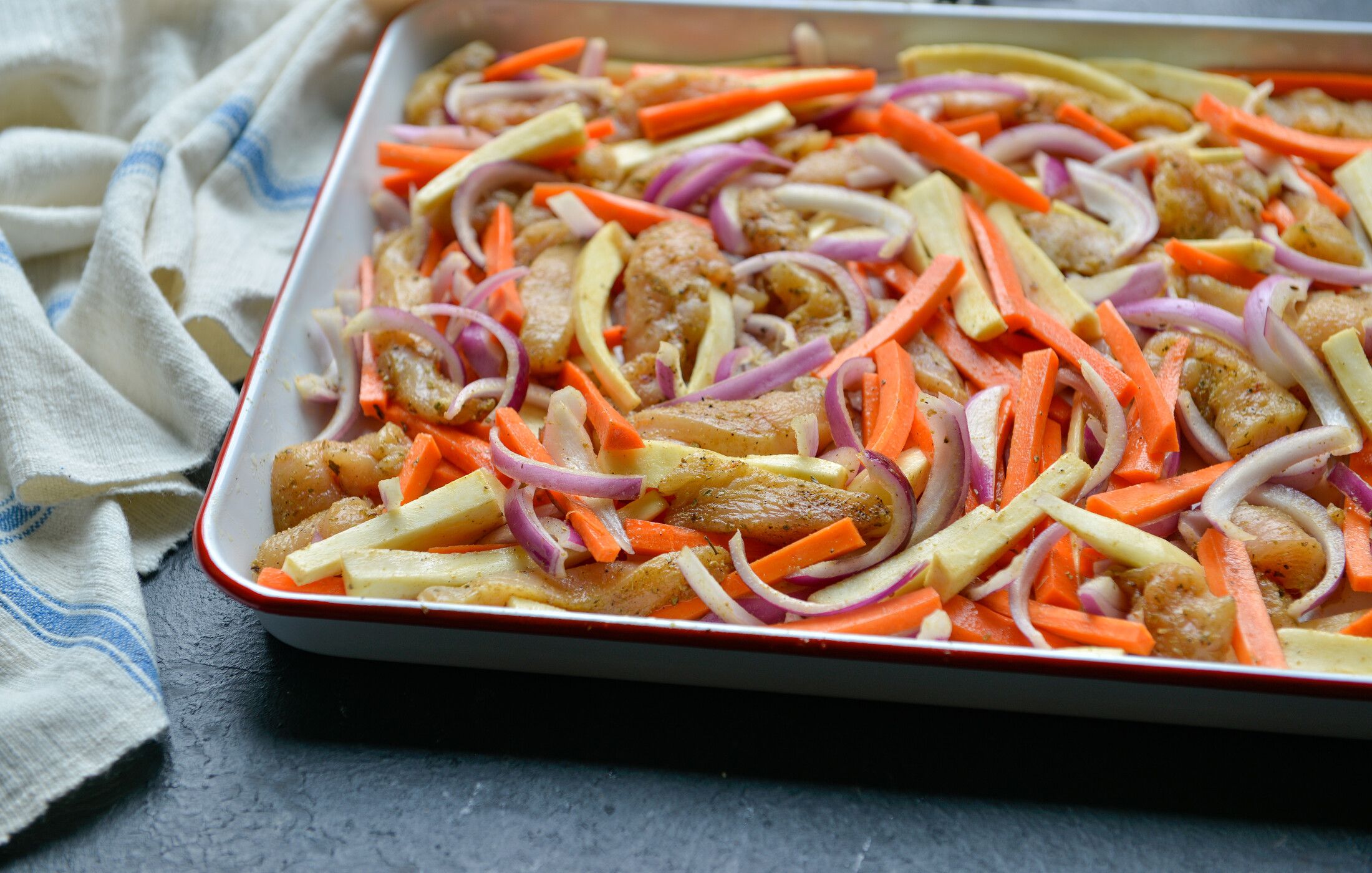 NIGHTSHADE-FREE SHEET PAN CHICKEN FAJITAS-5