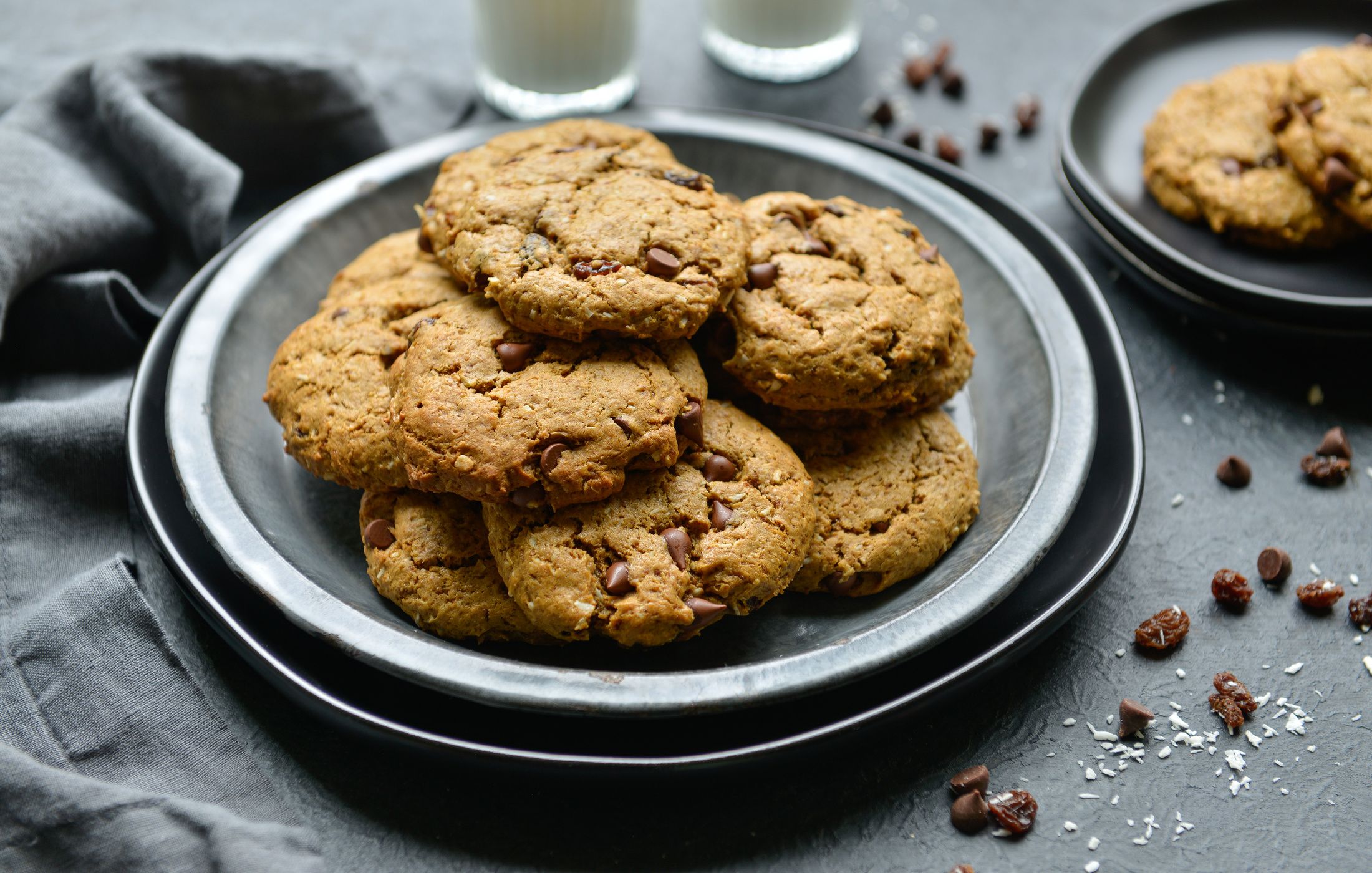 PEANUT BUTTER MONSTER COOKIES-2