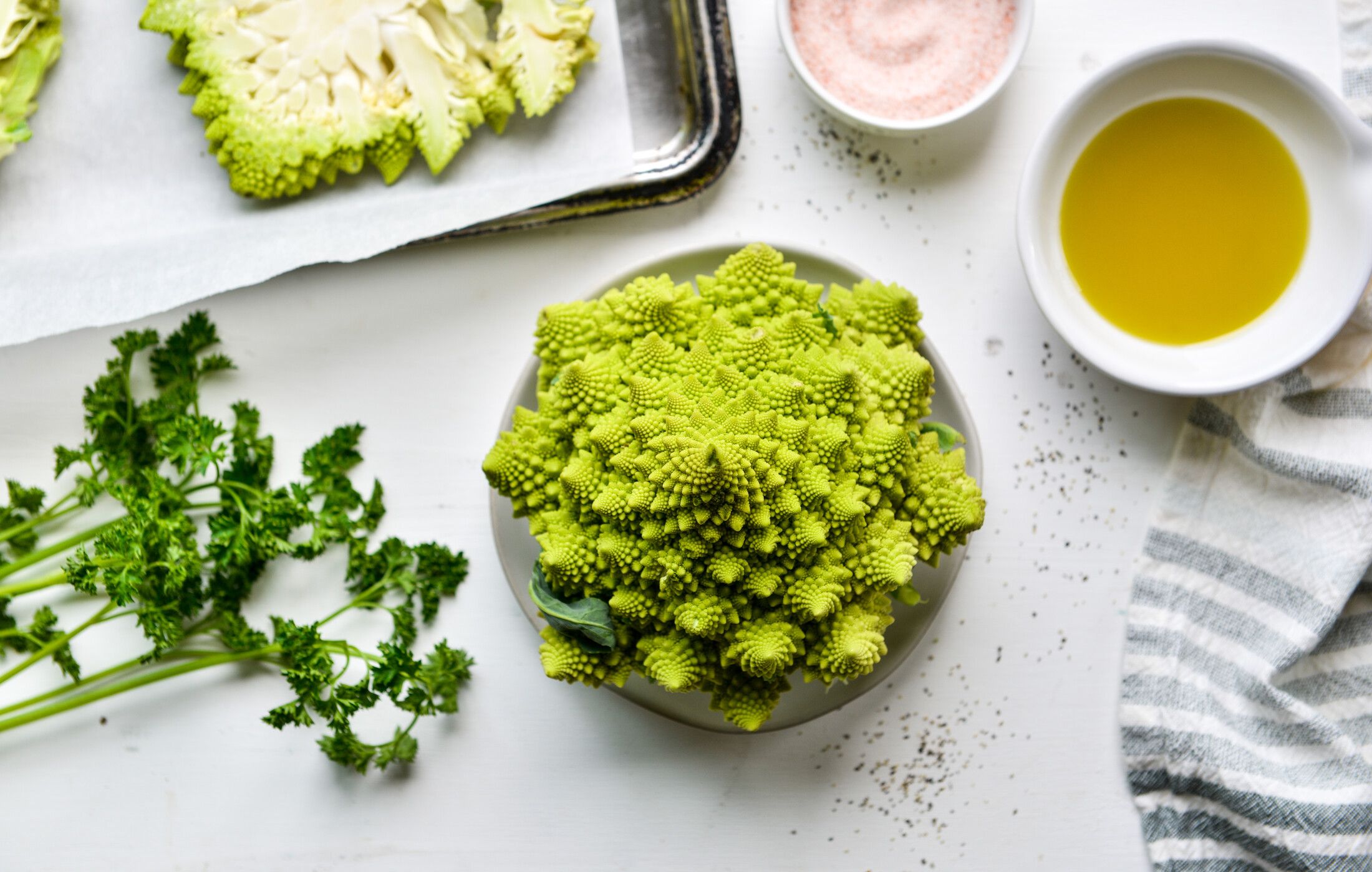 ROASTED ROMANESCO STEAKS-PARSLEY-TAHINI SAUCE-1