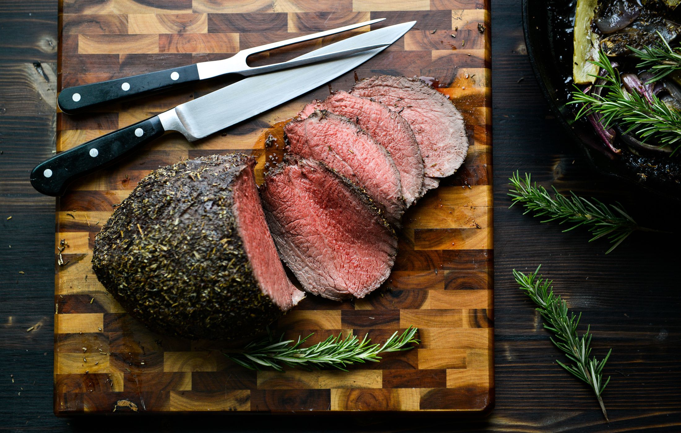 ROSEMARY ROAST BEEF SIRLOIN TIP-4