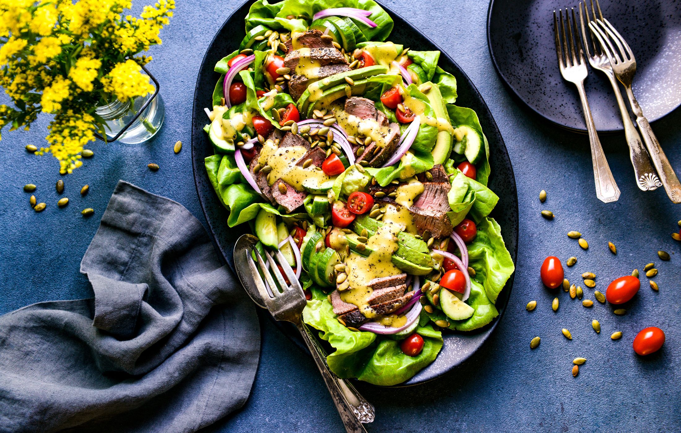 STEAK AND AVOCADO SALAD WITH DIJON VINAIGRETTE-1