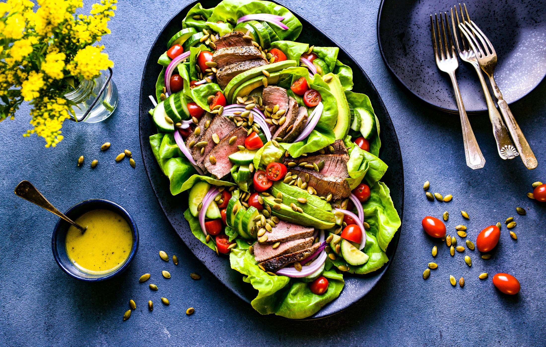 STEAK AND AVOCADO SALAD WITH DIJON VINAIGRETTE-2