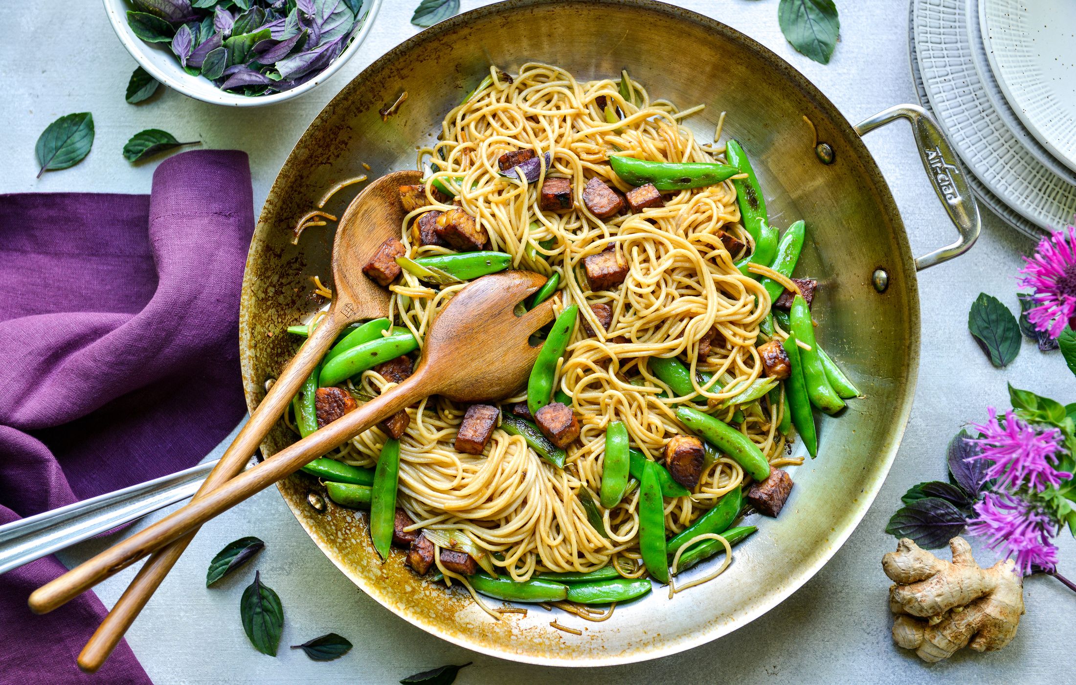 STIR FRIED NOODLES TEMPEH SNAP PEAS BASIL-2