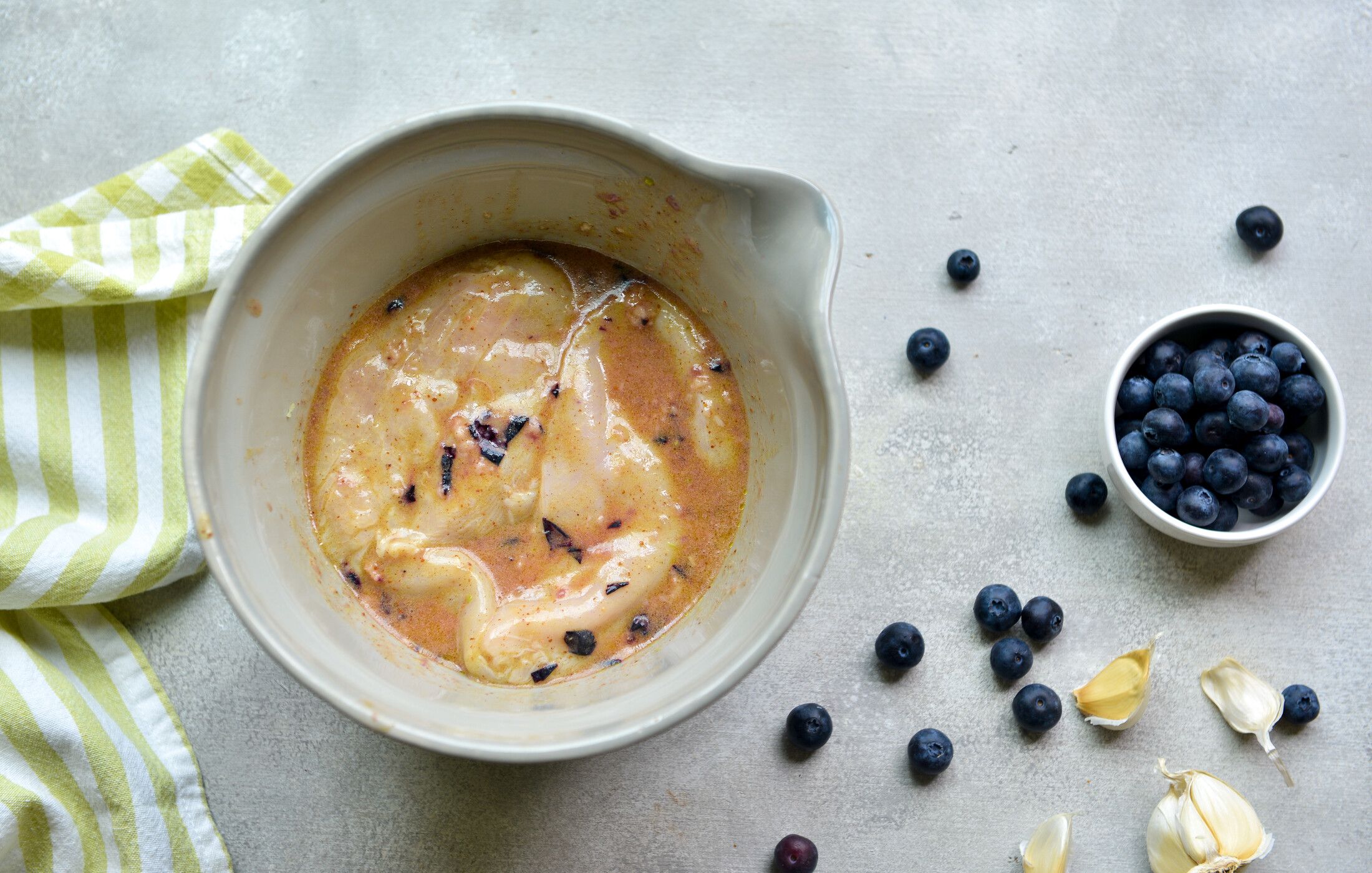 SUMMER SALAD WITH BLUEBERRY MUSTARD GRILLED CHICKEN-1