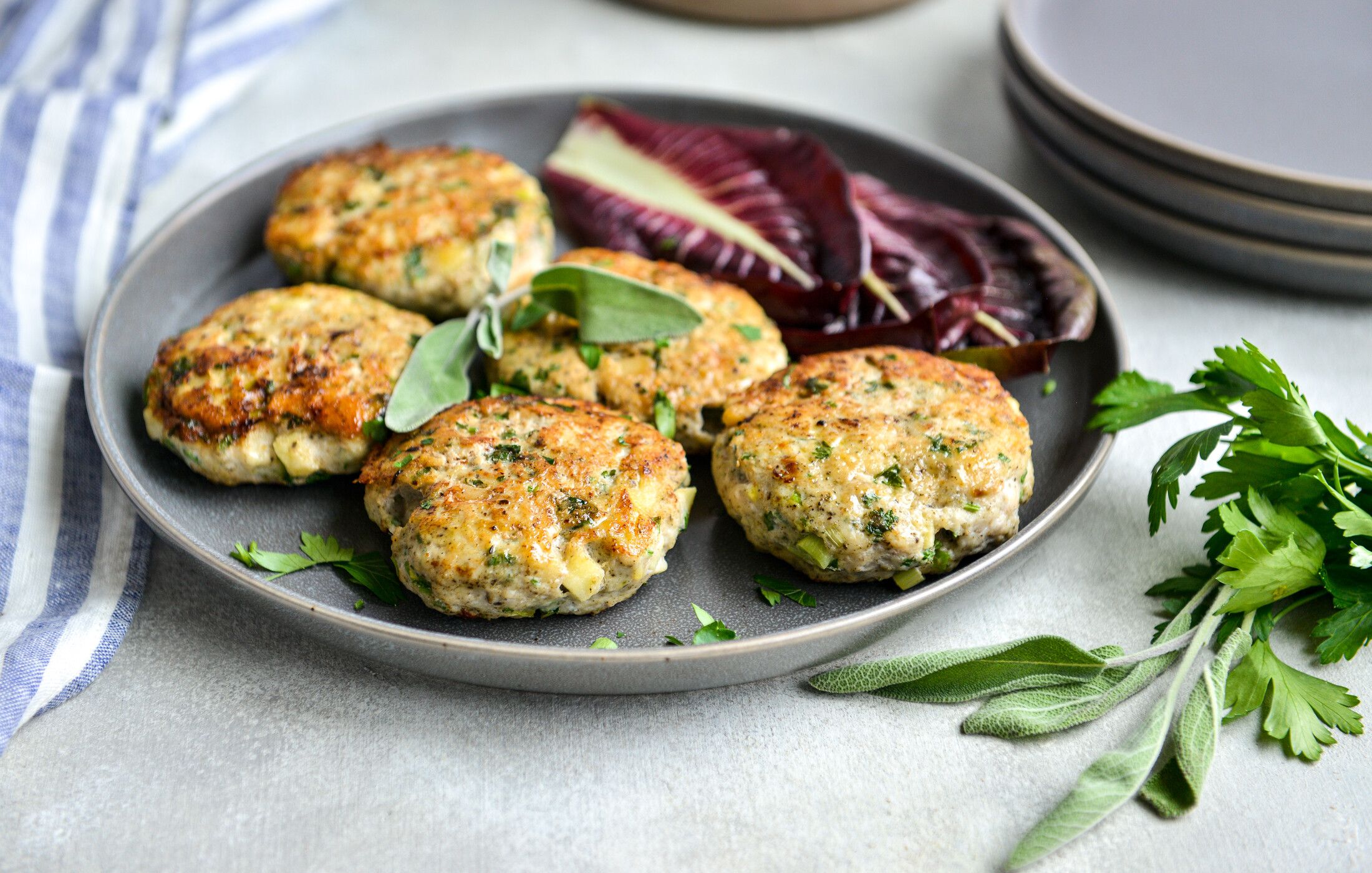 TURKEY APPLE SAGE BREAKFAST SAUSAGES-11