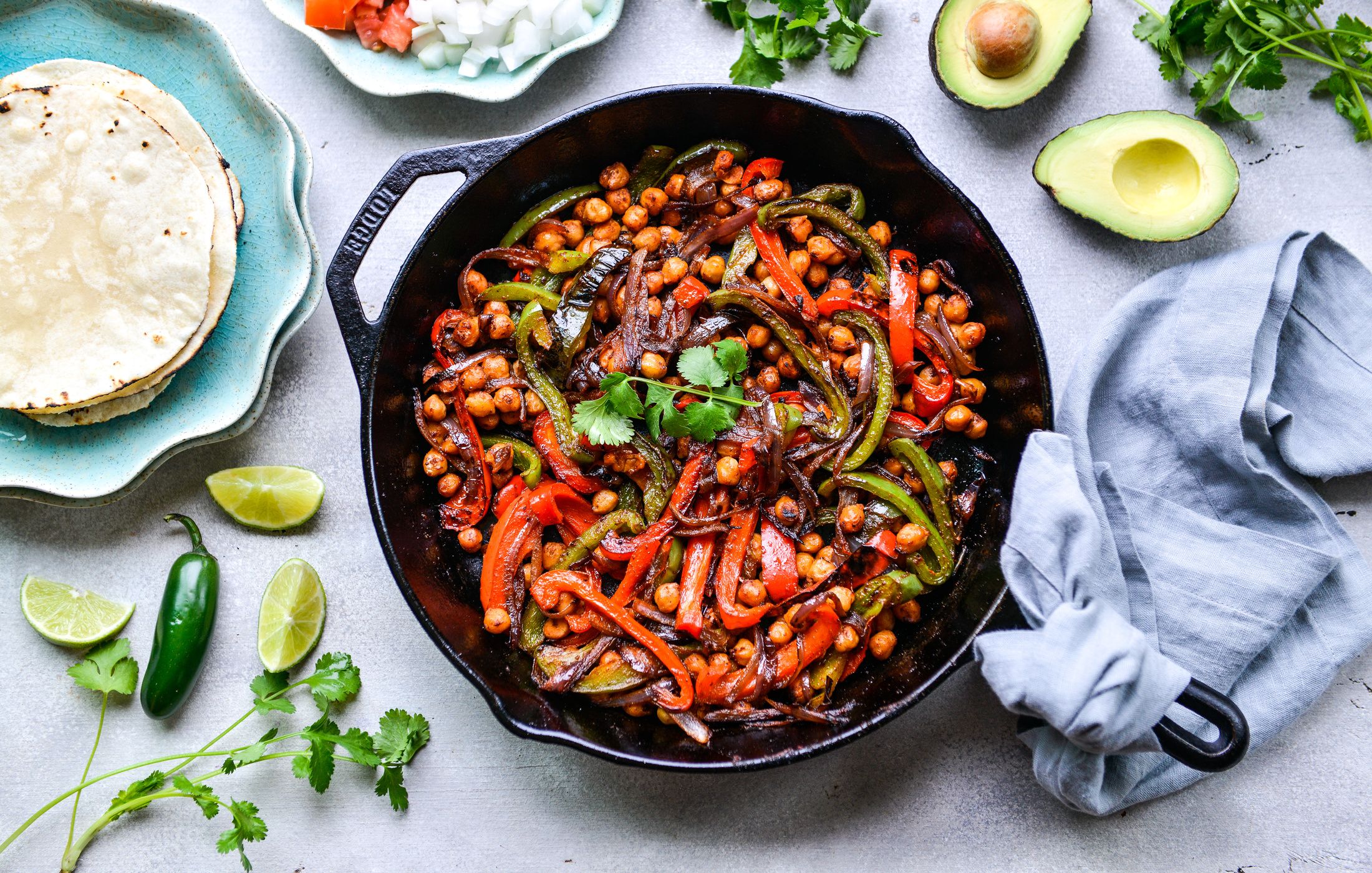 VEGAN CHICKPEA FAJITAS-1