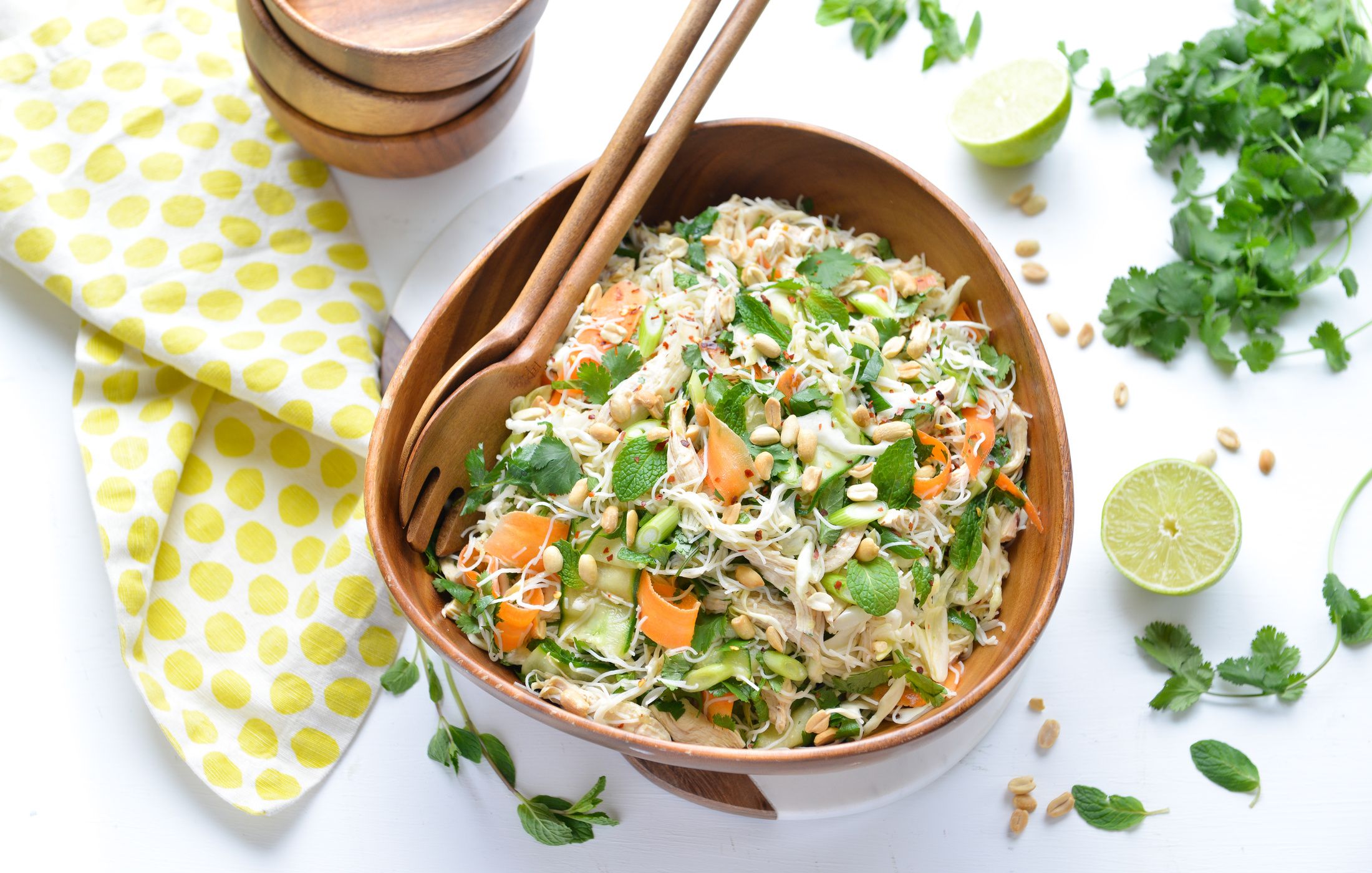 VIETNAMESE CHICKEN NOODLE SALAD-1