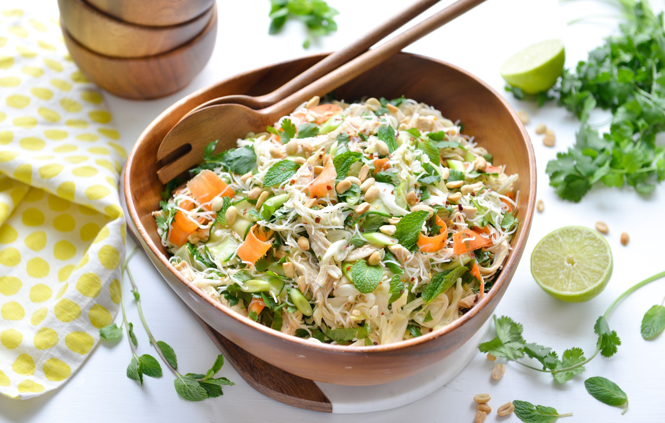 VIETNAMESE CHICKEN NOODLE SALAD-2