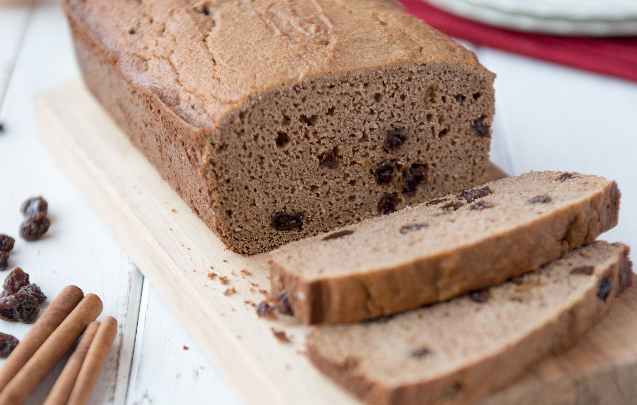 Grain-free Cinnamon Raisin Bread