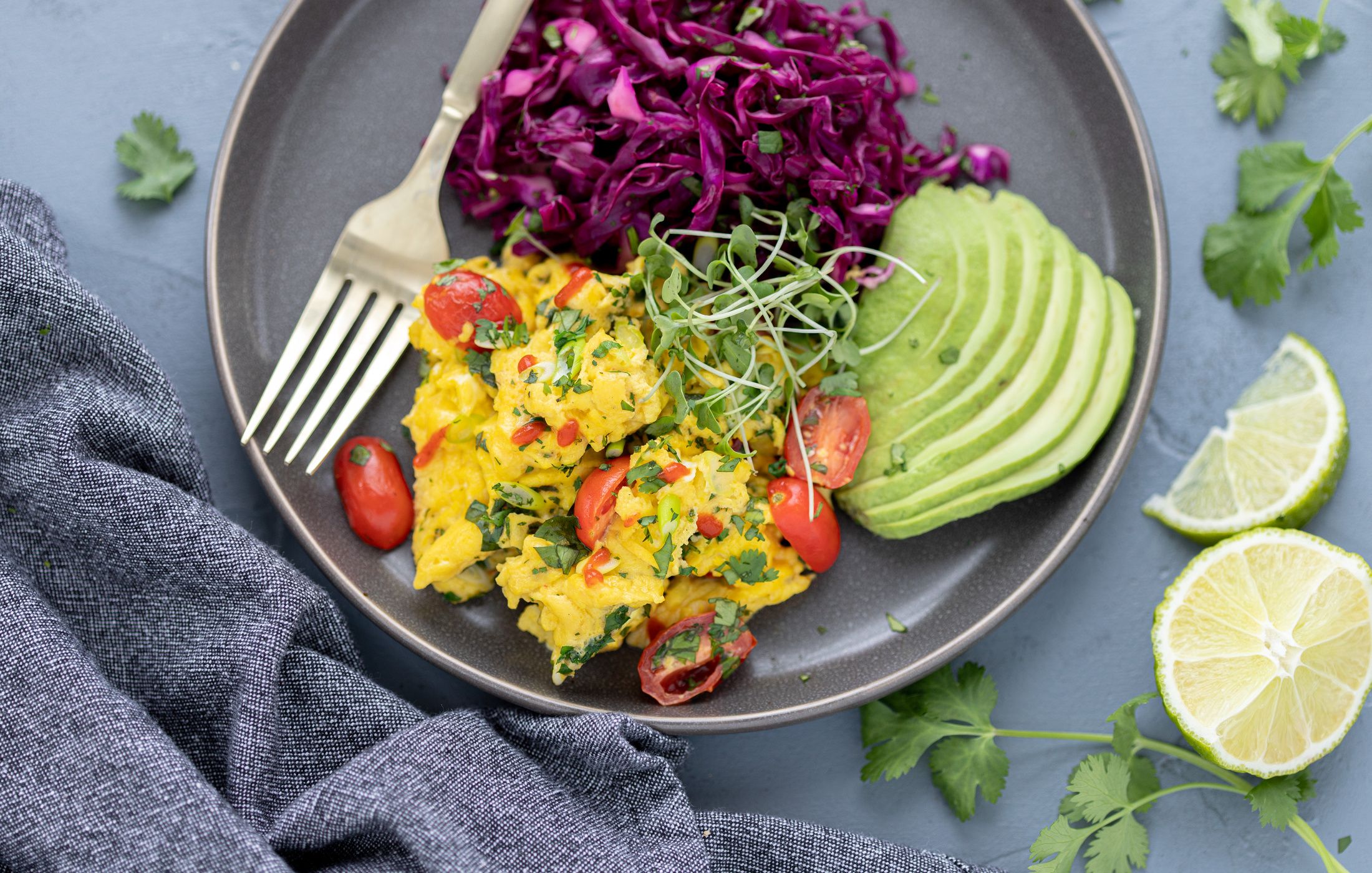 Scrambled Eggs with Cilantro and Tomatoes 