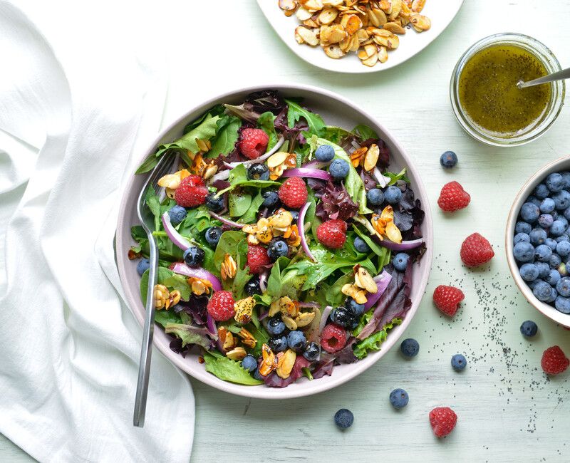 SUMMER BERRY SALAD WITH HONEY-POPPYSEED VINAIGRETTE-4