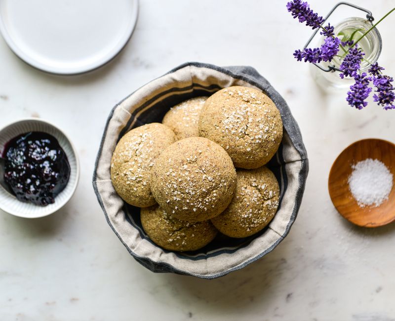 CHICKPEA DINNER ROLLS-1