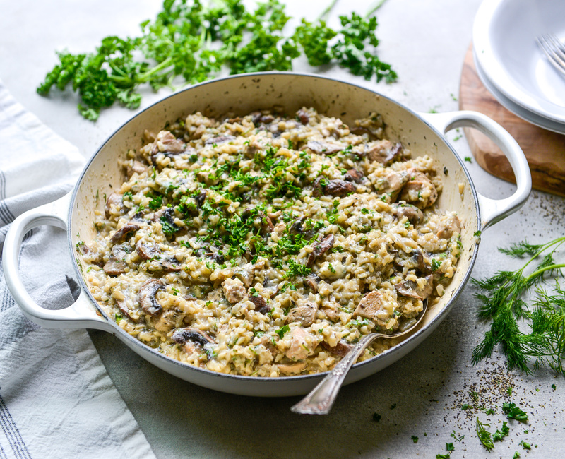 CREAMY MUSHROOM CHICKEN RICE STOVETOP CASSEROLE-3