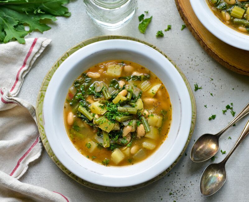 GARDEN VEGETABLE AND WHITE BEAN SOUP-3