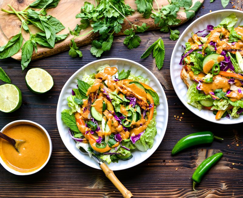 GRILLED RED CURRY THAI CHICKEN SALAD-1