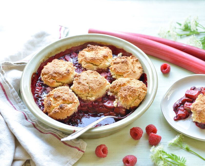 PALEO RHUBARB RASPBERRY COBBLER