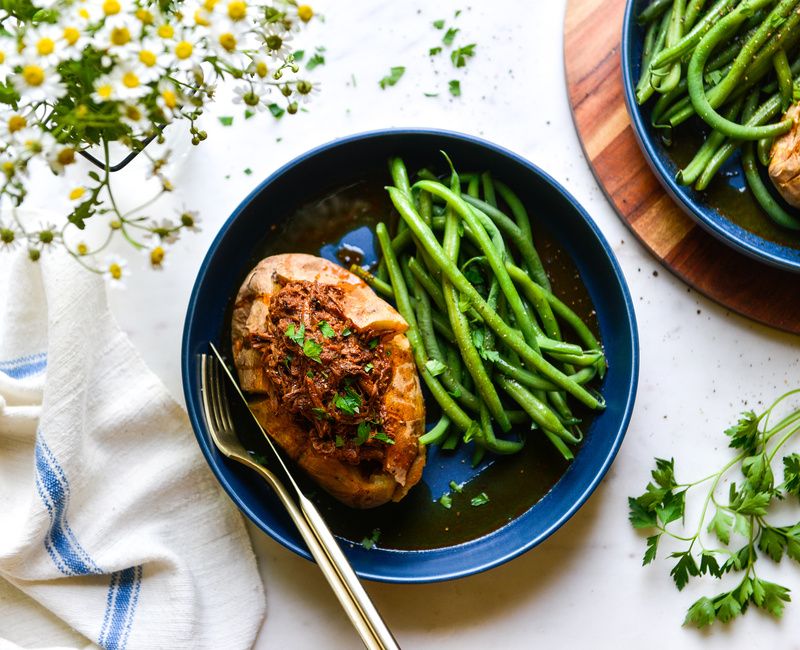 SHREDDED BARBECUED BEEF INSTANT POT-1