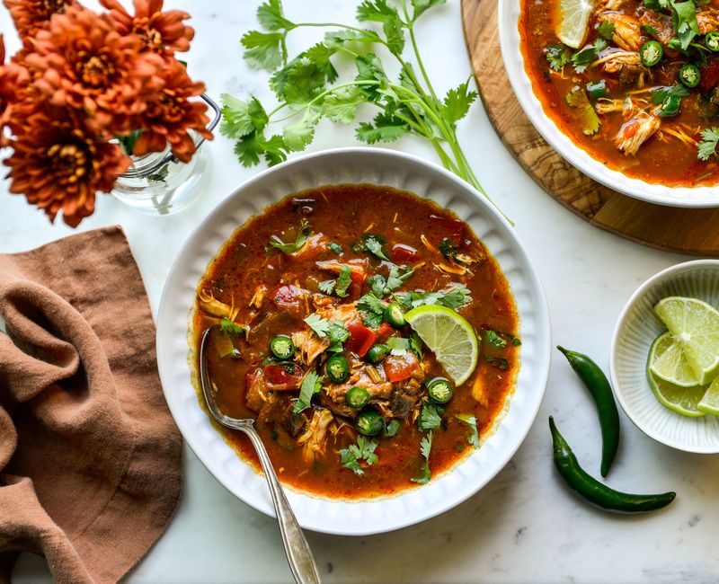 SLOW COOKER PUMPKIN CHICKEN CHILI-1