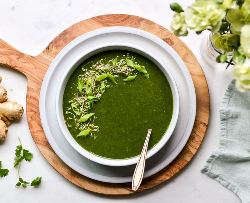 SPRING GREEN DETOX SOUP LOW-FODMAP-LOW-HISTAMINE-1