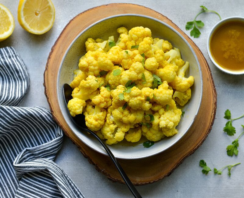 STEAMED CAULIFLOWER WITH LEMON-TURMERIC DRESSING-1