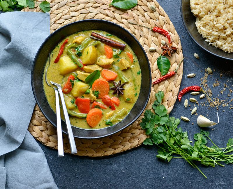 THAI MASSAMAN CHICKEN & VEGETABLE CURRY-3