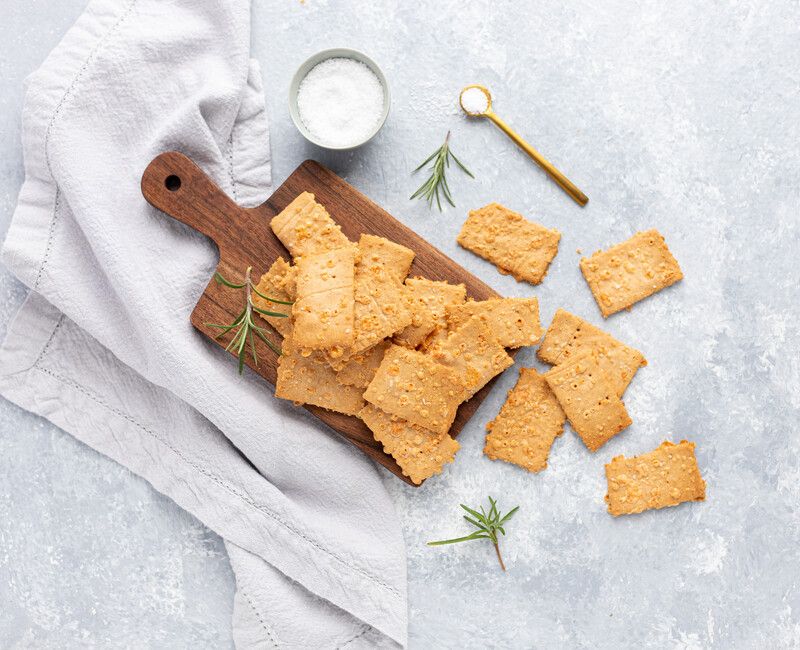 Rosemary Cheese Crackers