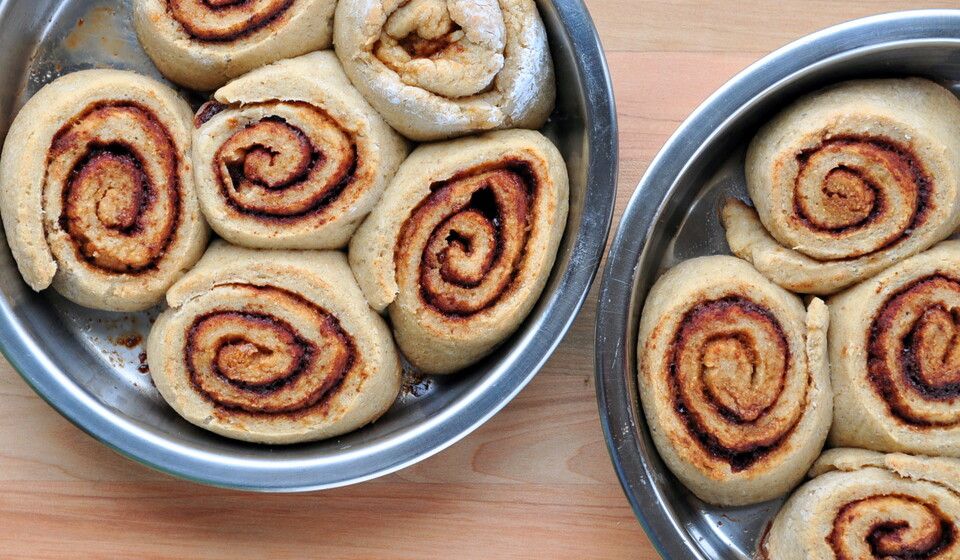 Gluten-Free Cinnamon Rolls (egg-free, vegan, refined sugar-free)